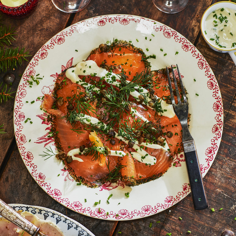 Gravad lax med nobisdressing och friterad kapris Recept Coop