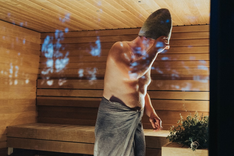 What to wear in a sauna to lose weight