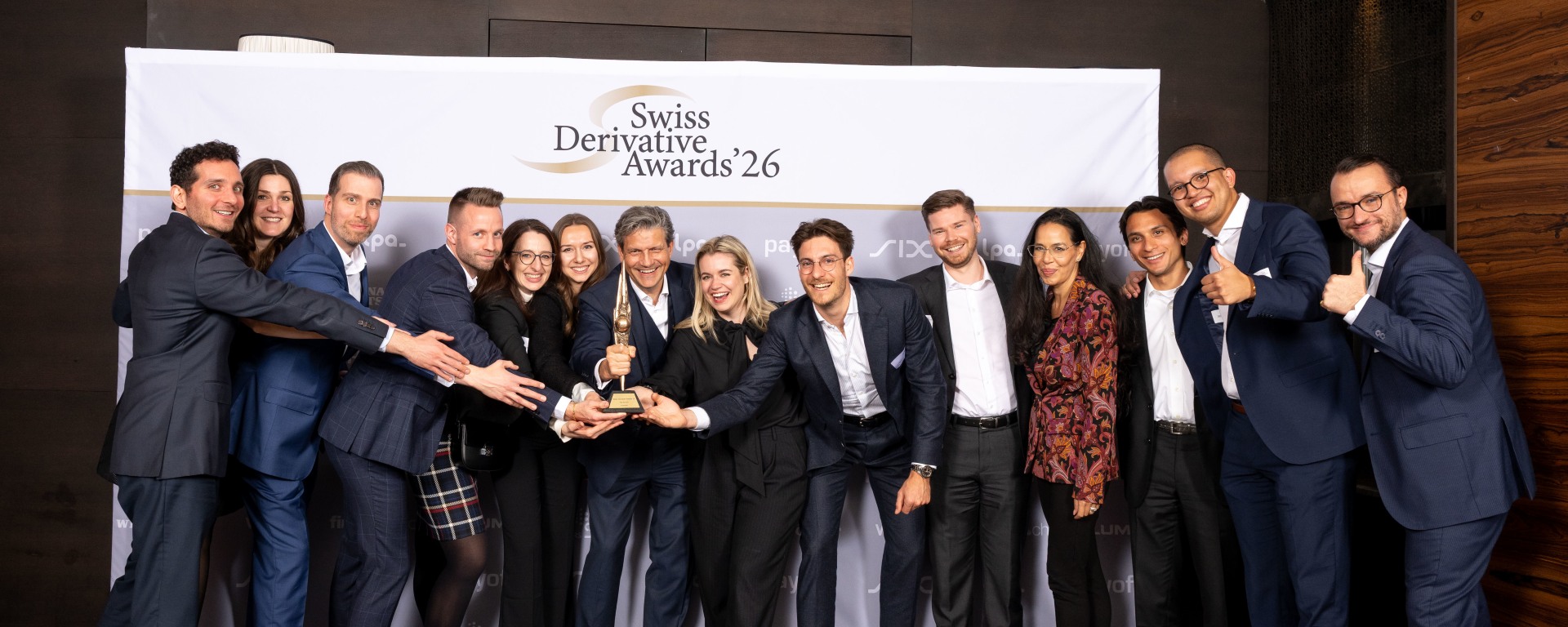 Vontobel employees with the Top Service Award at the Swiss Derivative Awards 2026