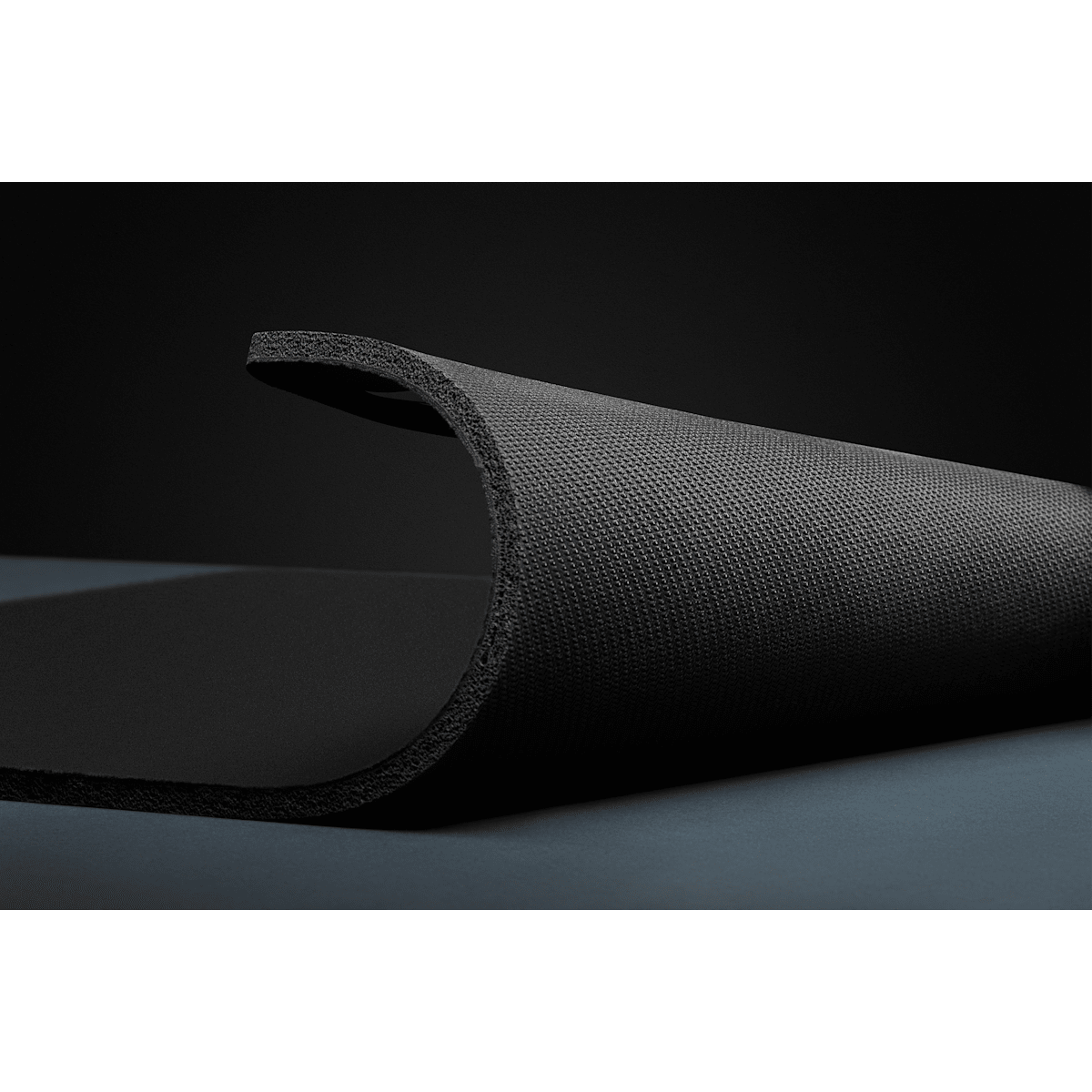 Corsair MM200 PRO Premium Spill-Proof Cloth Gaming Mouse Pad — Heavy XL, Black — фото 7