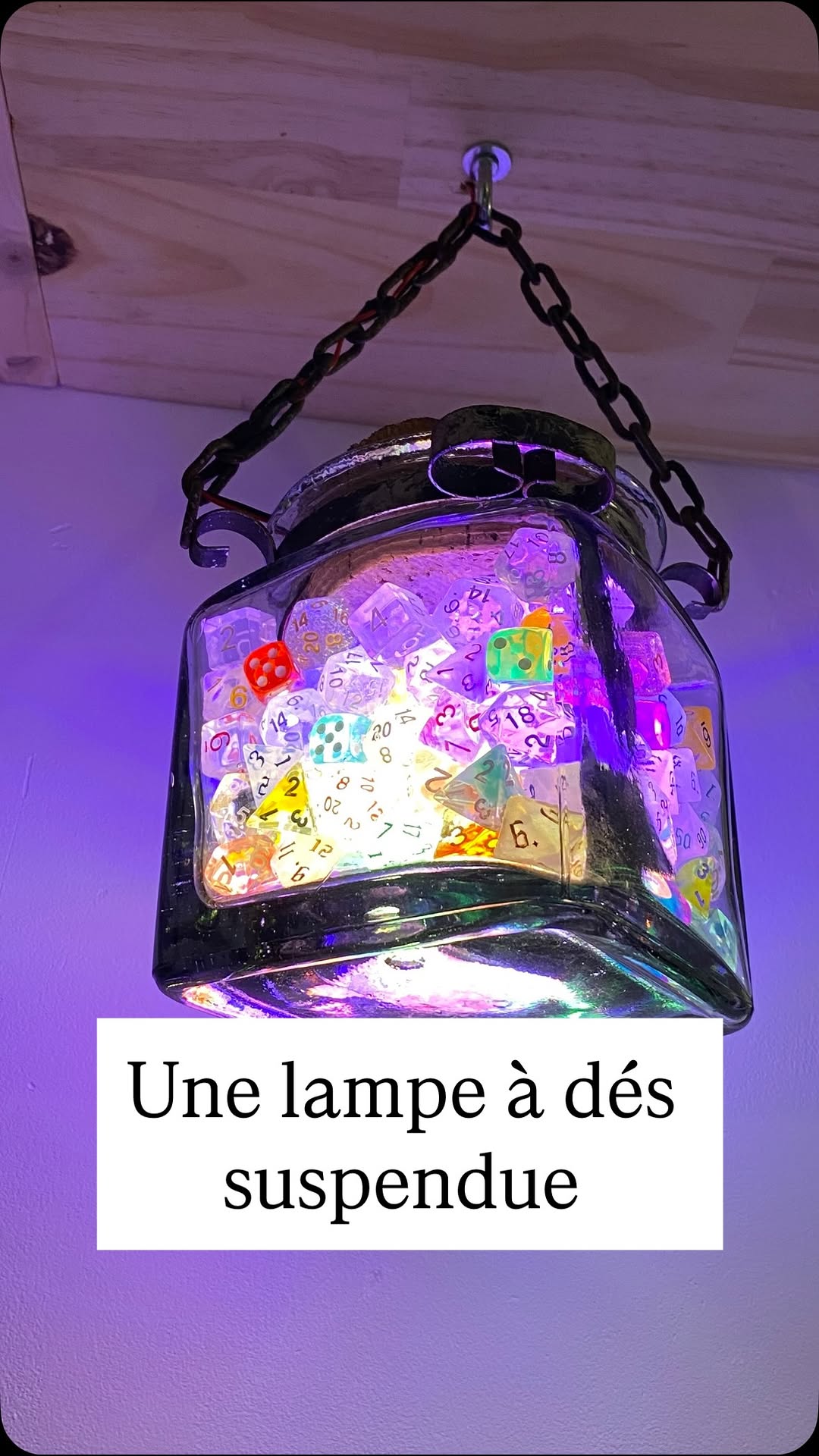 Lampe à dés suspendue