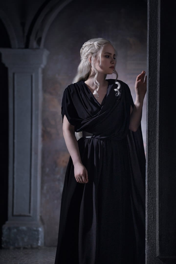 Daenerys Targaryen cosplay
