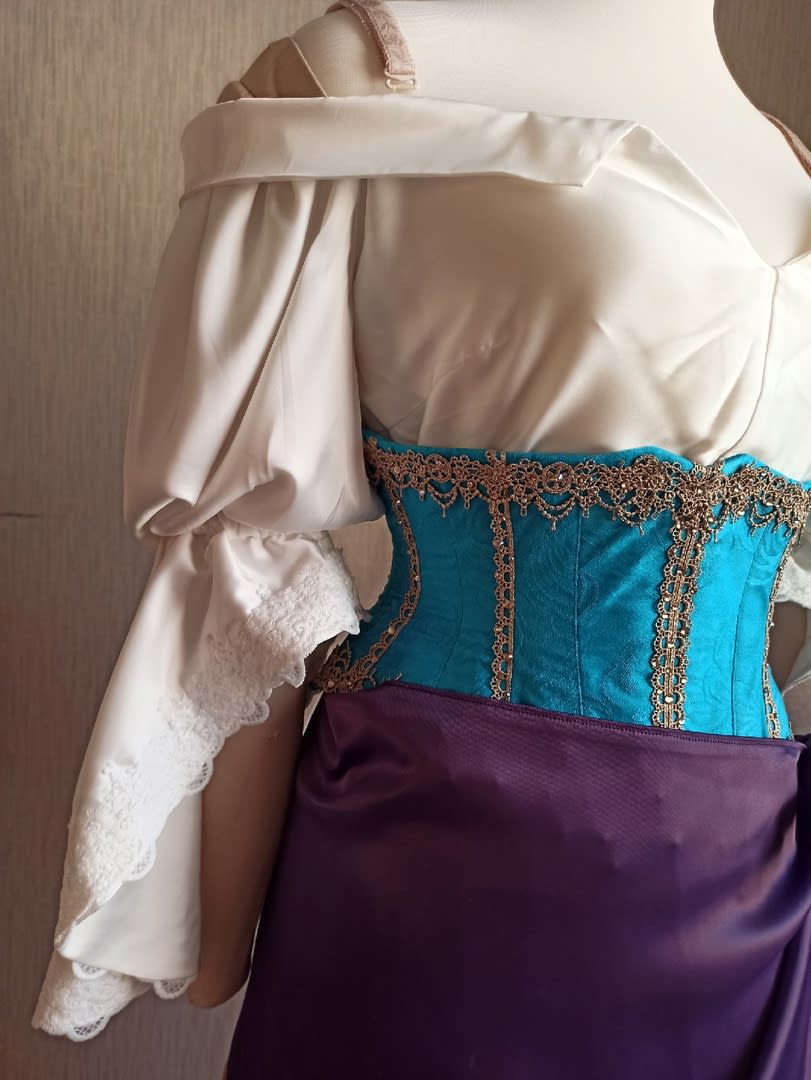 Esmeralda cosplay