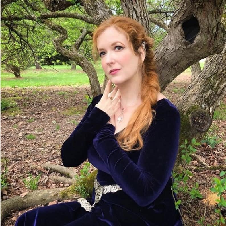 any elf cosplay