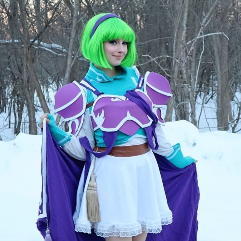 Pale Flower Nino cosplay