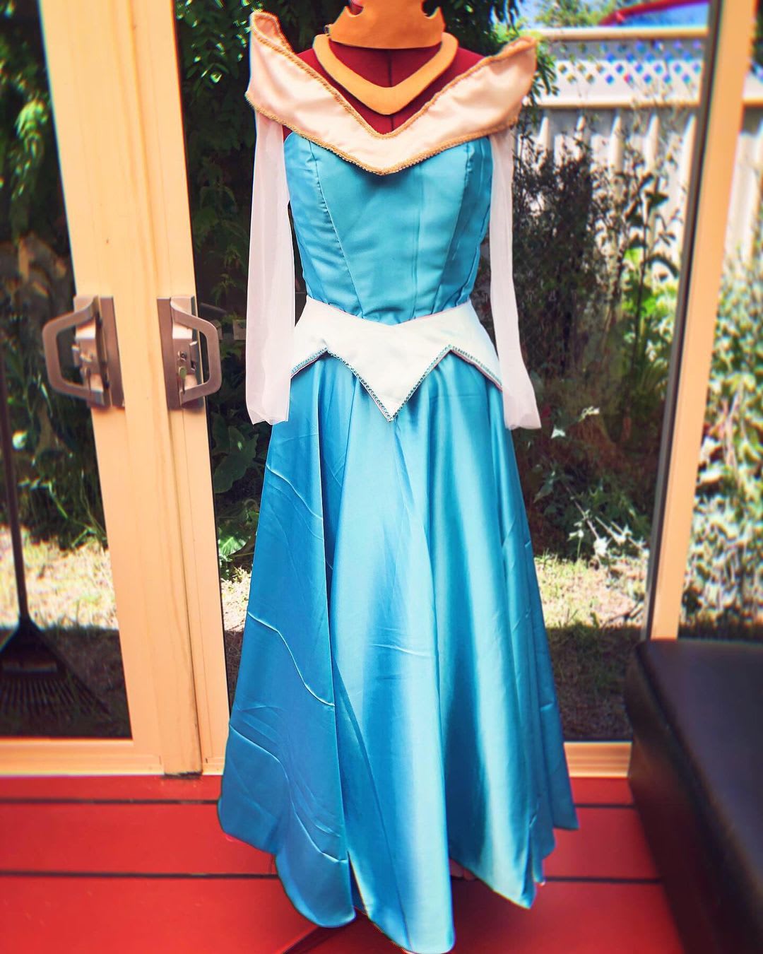 Aurora cosplay