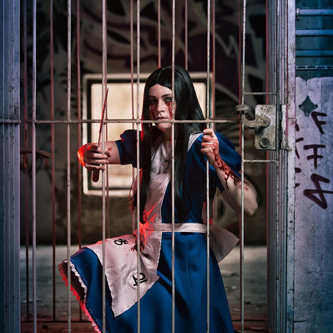 Alice cosplay