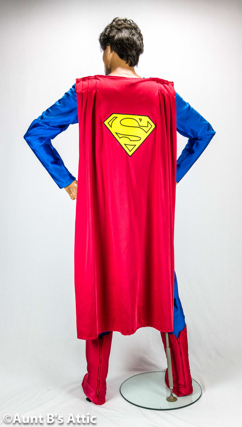 auntieb62-superman-deluxe-6-piece-red