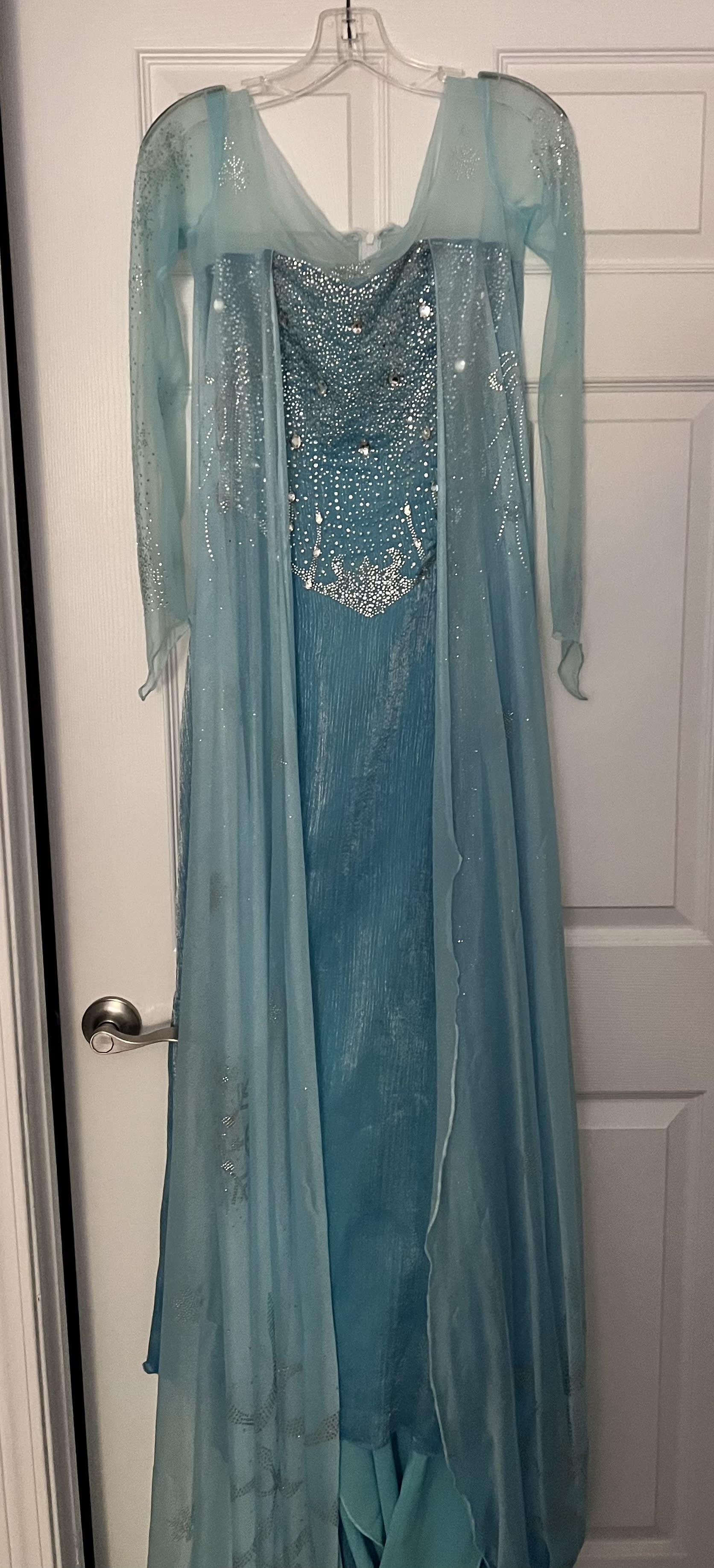 elizabethu5231-blue-elsa-gown-with-zip