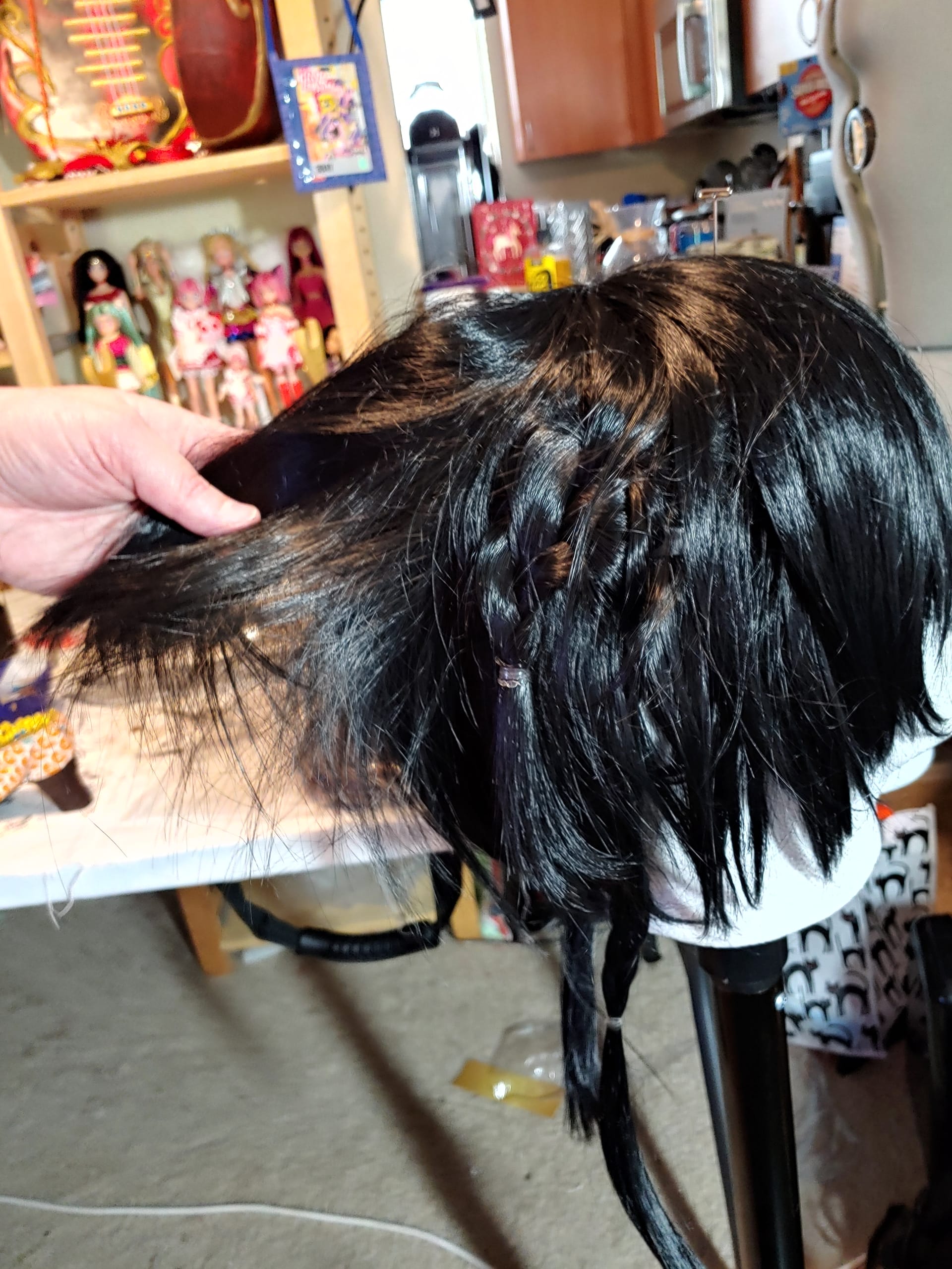 leafnincosplay-short-jet-black-bob-with