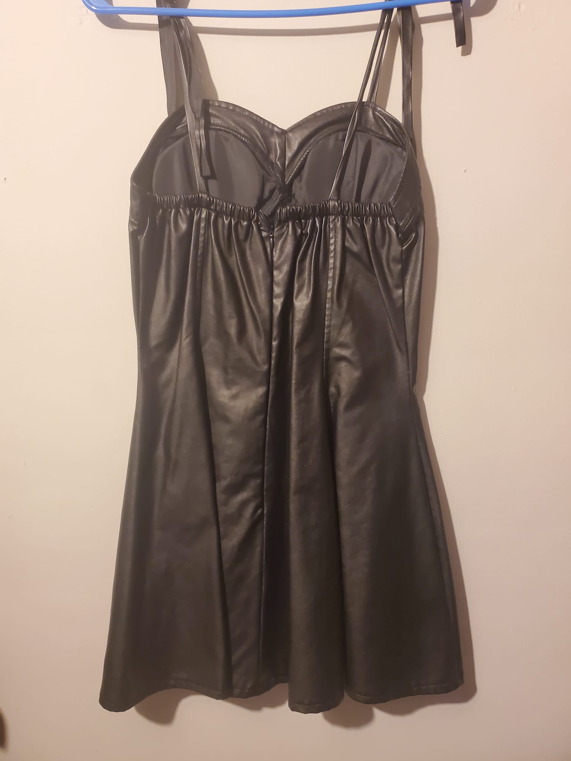 drinari-yuno-gasai-black-dress-size