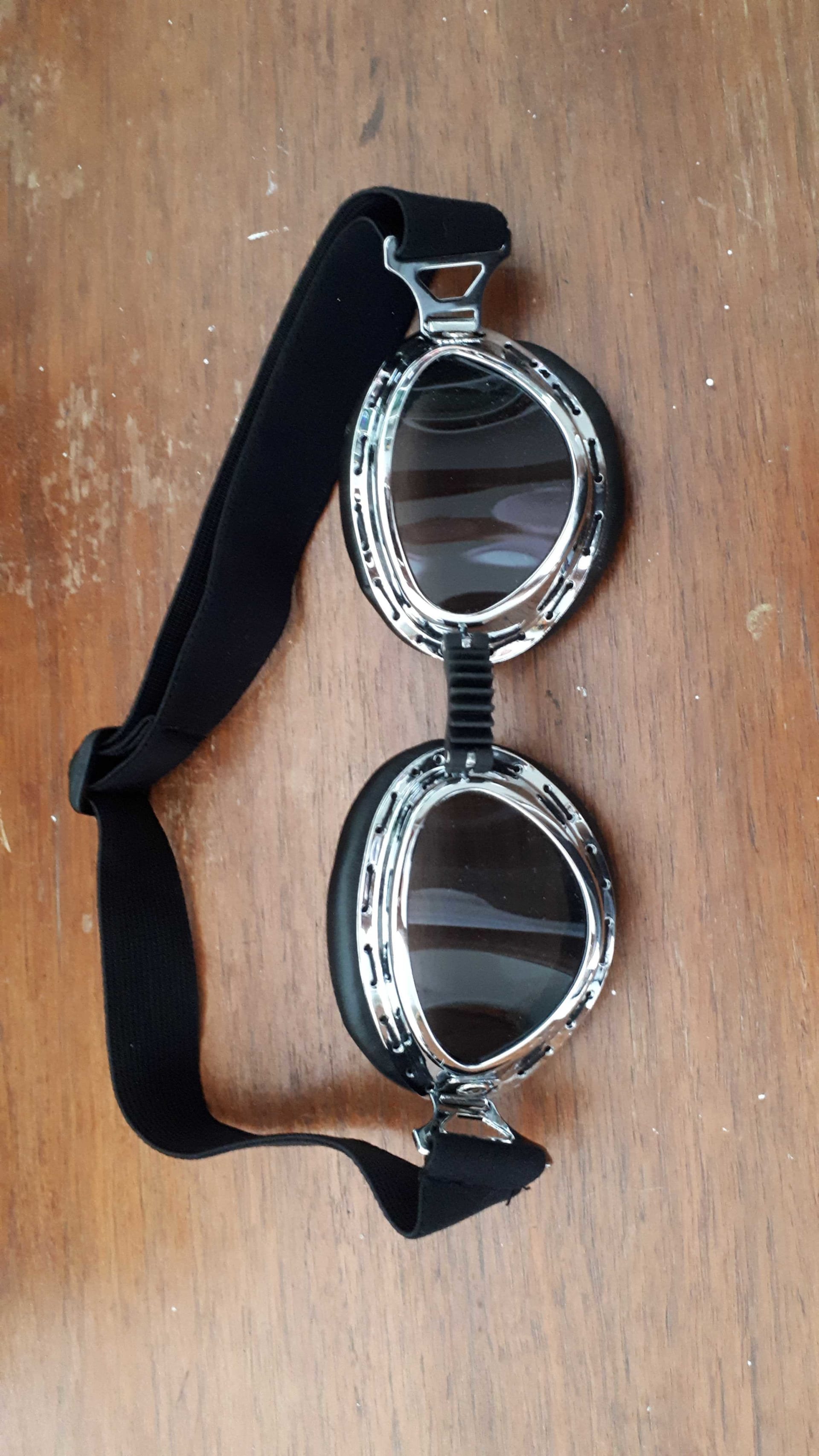 khiral-goggles-in-excellent-condition-used
