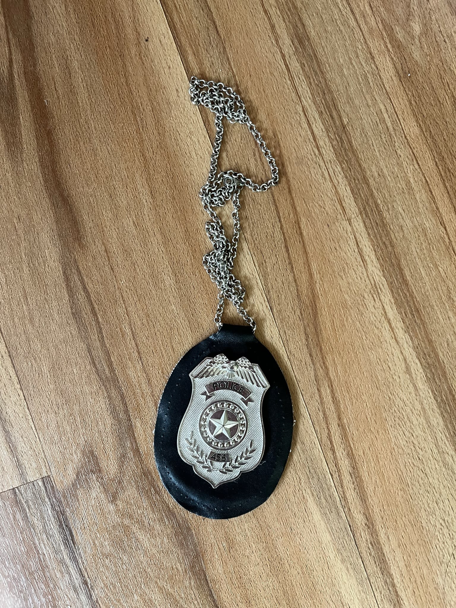 rainteacos-costume-police-badge-party-city