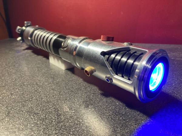 chriseltsam-this-is-a-custom-ultrasabers