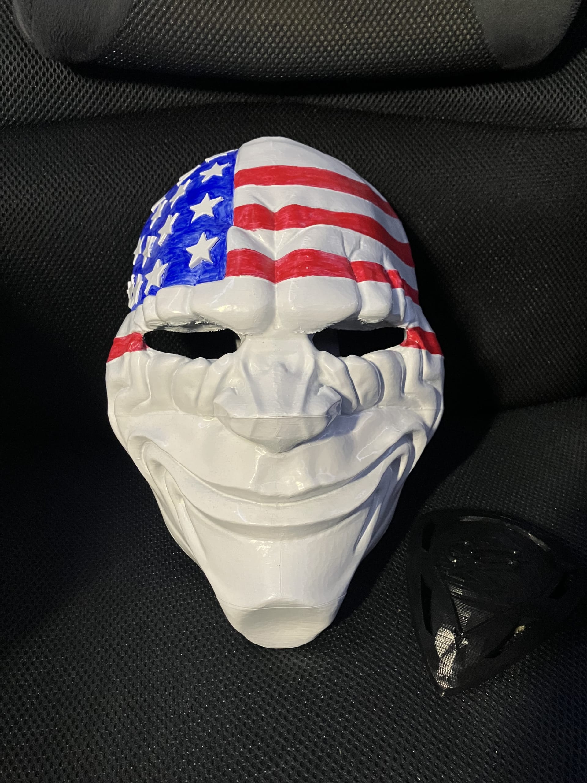 friendshapedplant-unfinished-dallas-mask-3d-printed