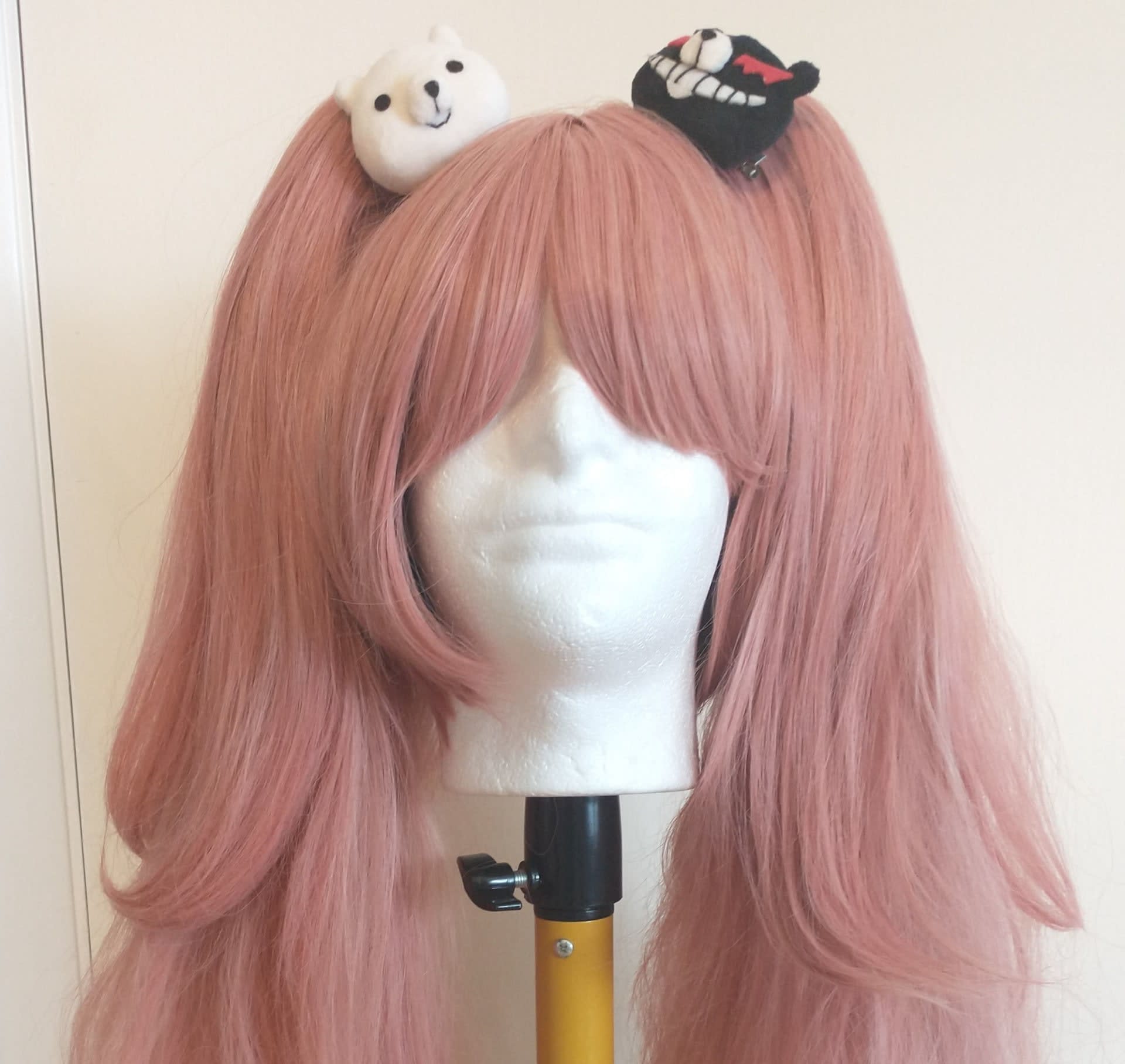 likeafox-junko-enoshima-wig-with-bear