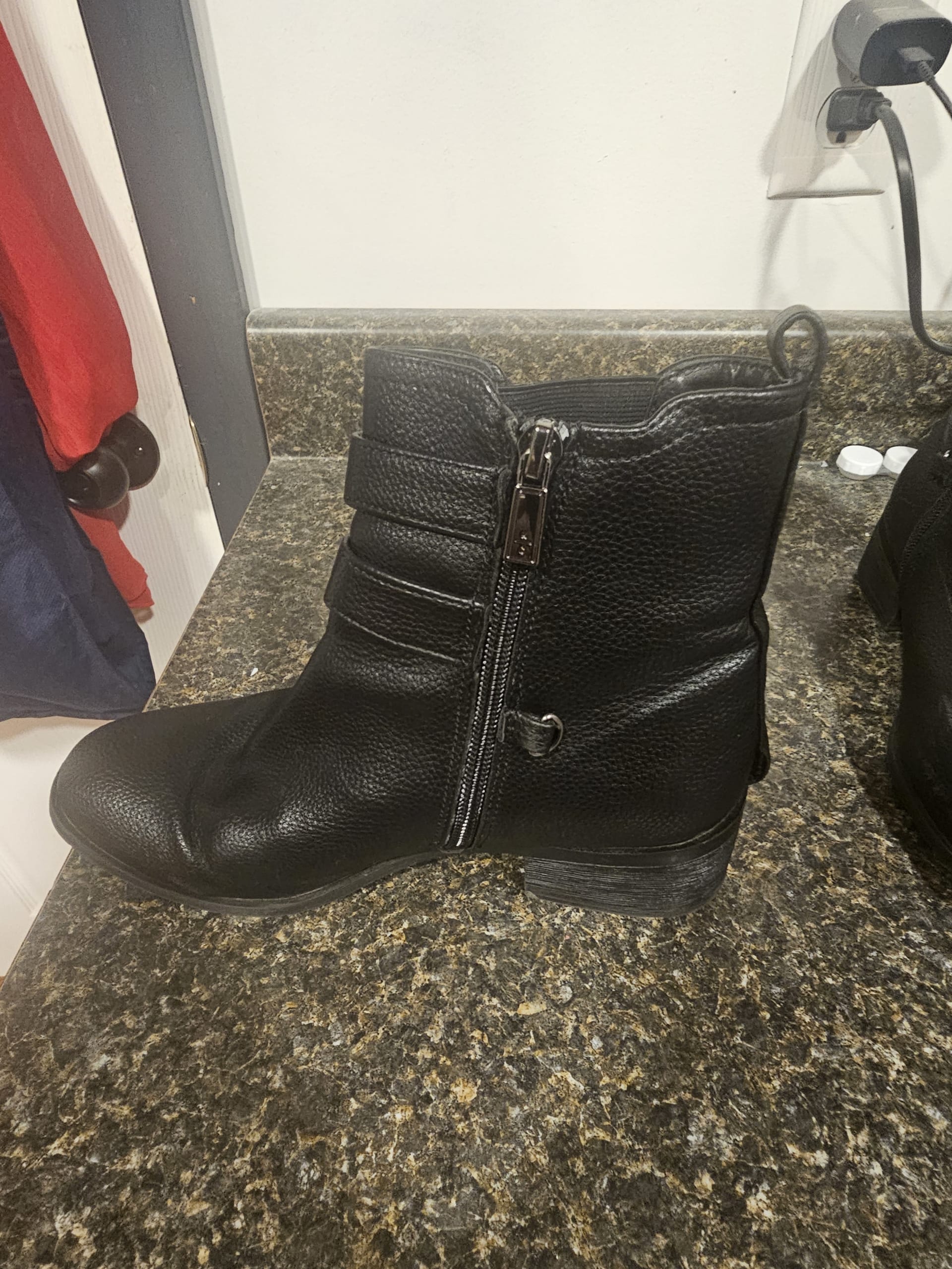 xheartz-kenneth-cole-reach-black-boots