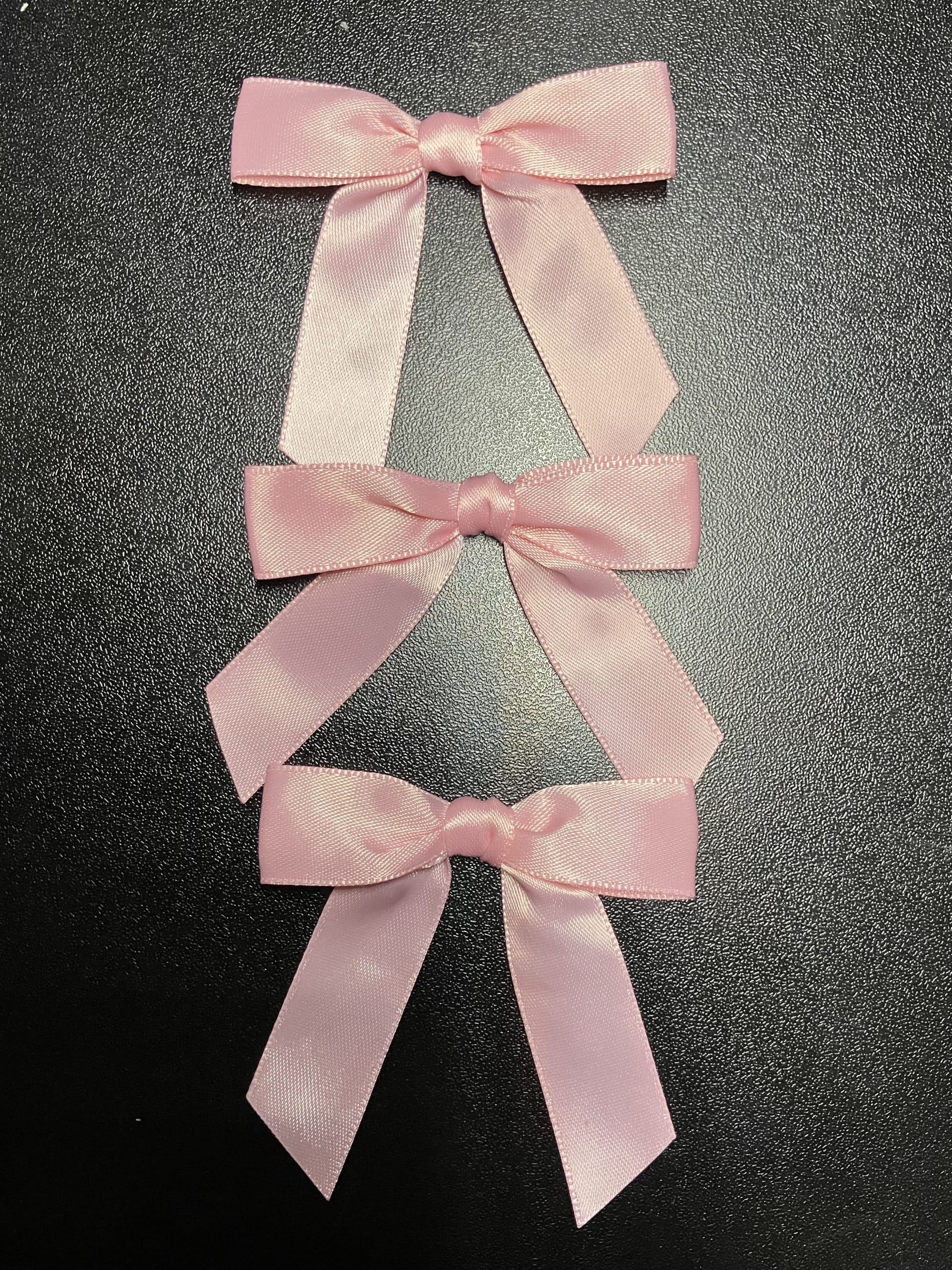 friendshapedplant-3-pink-pre-tied-ribbons-about