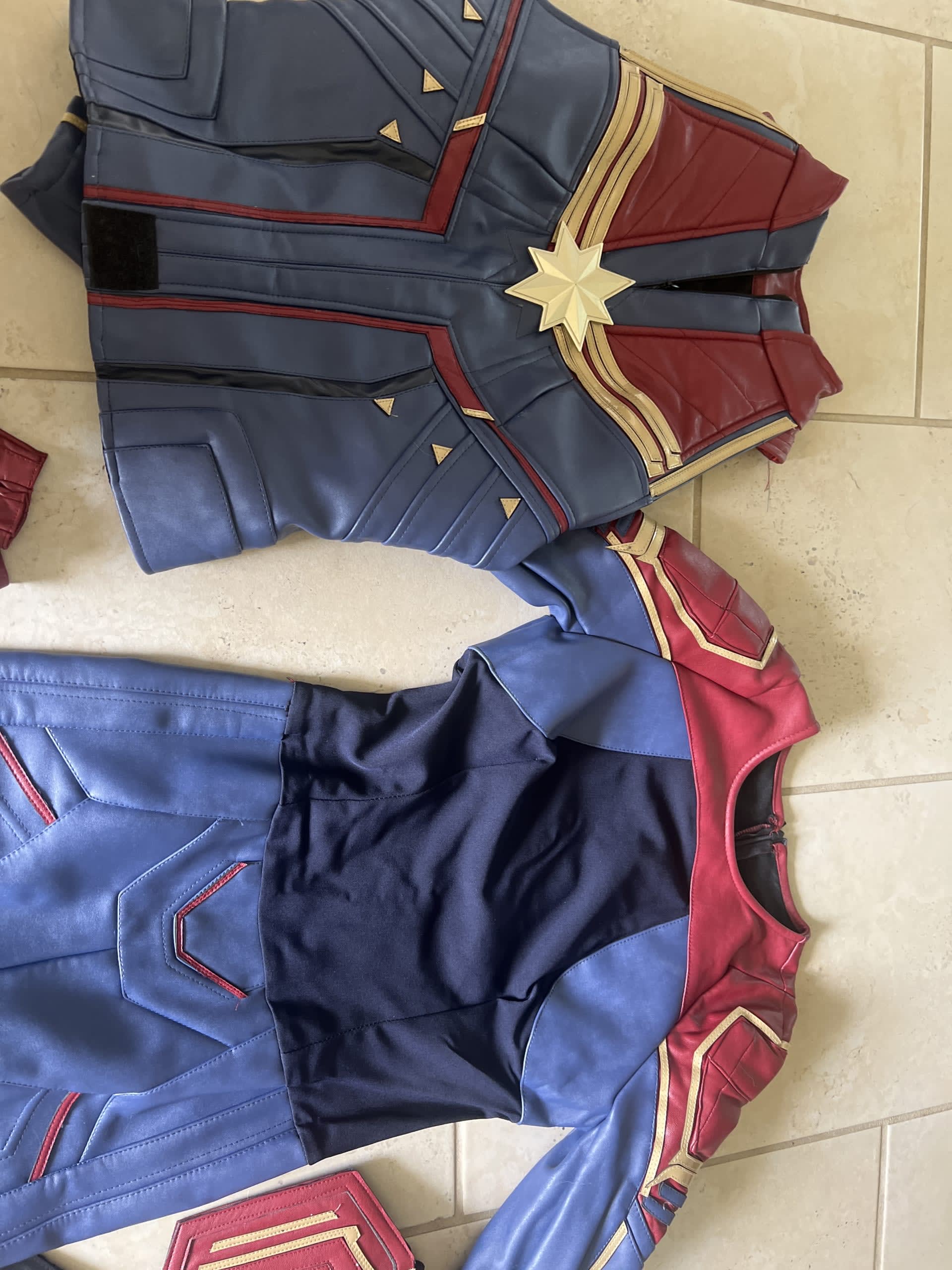 peridotherark-full-captain-marvel-suit-includes