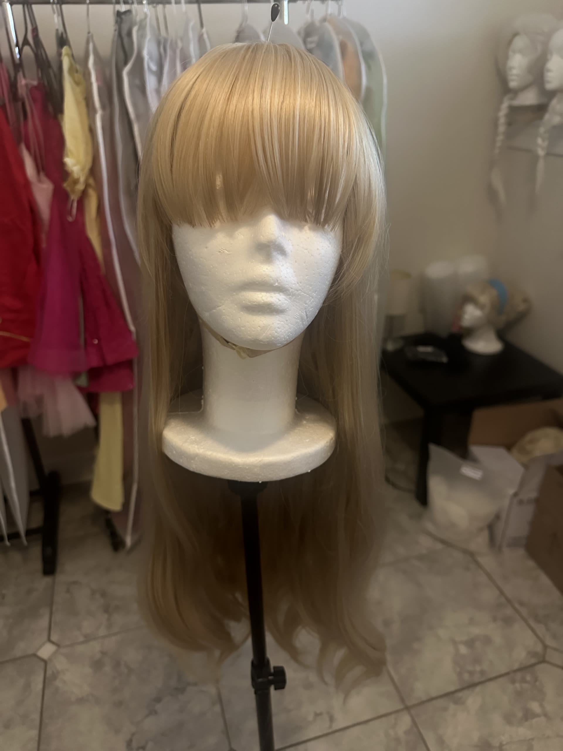 theneverlandcompany-barbielong-blonde-wig-nina-classic