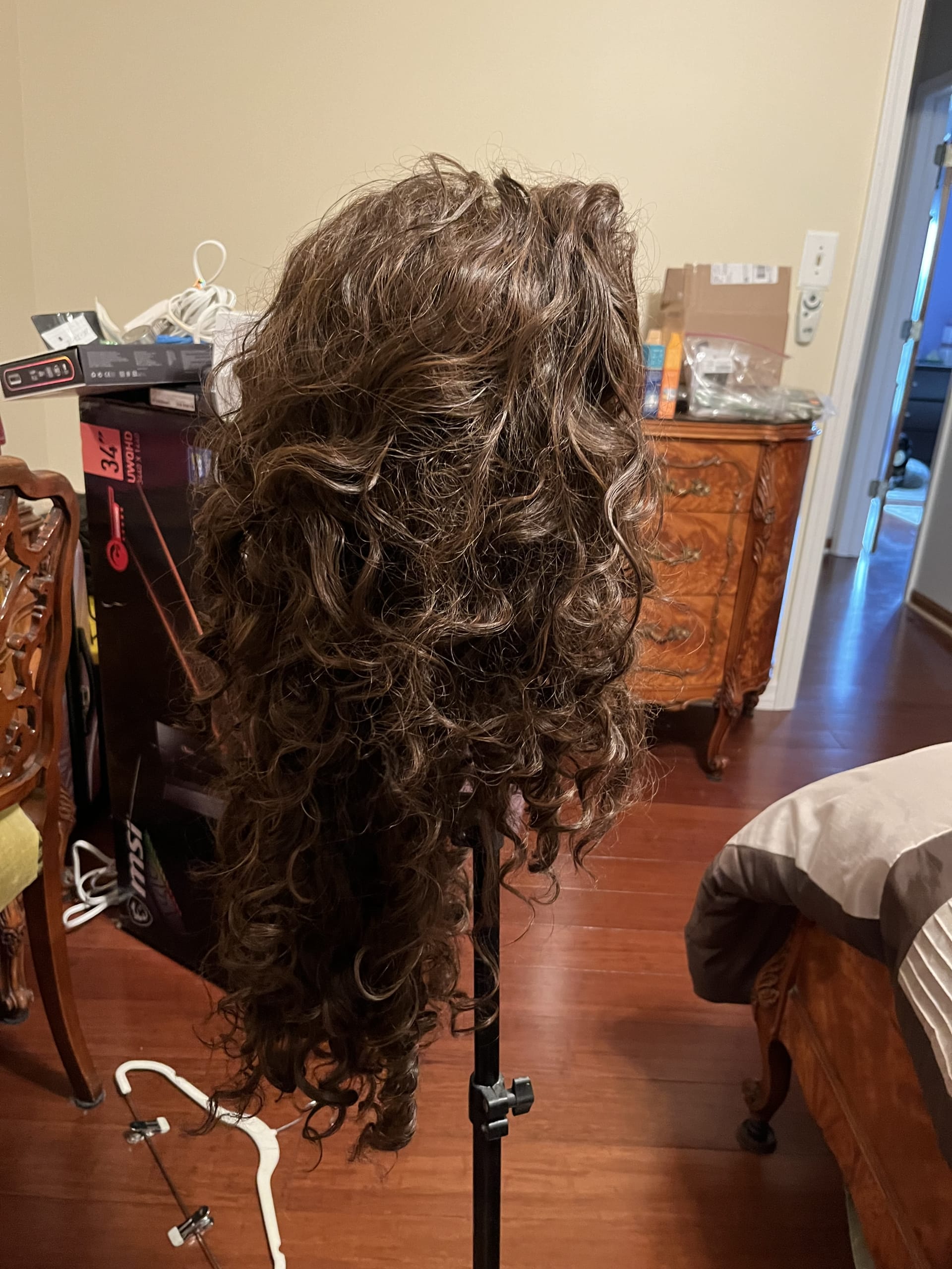 shibababy02-curly-brown-wig-only-worn