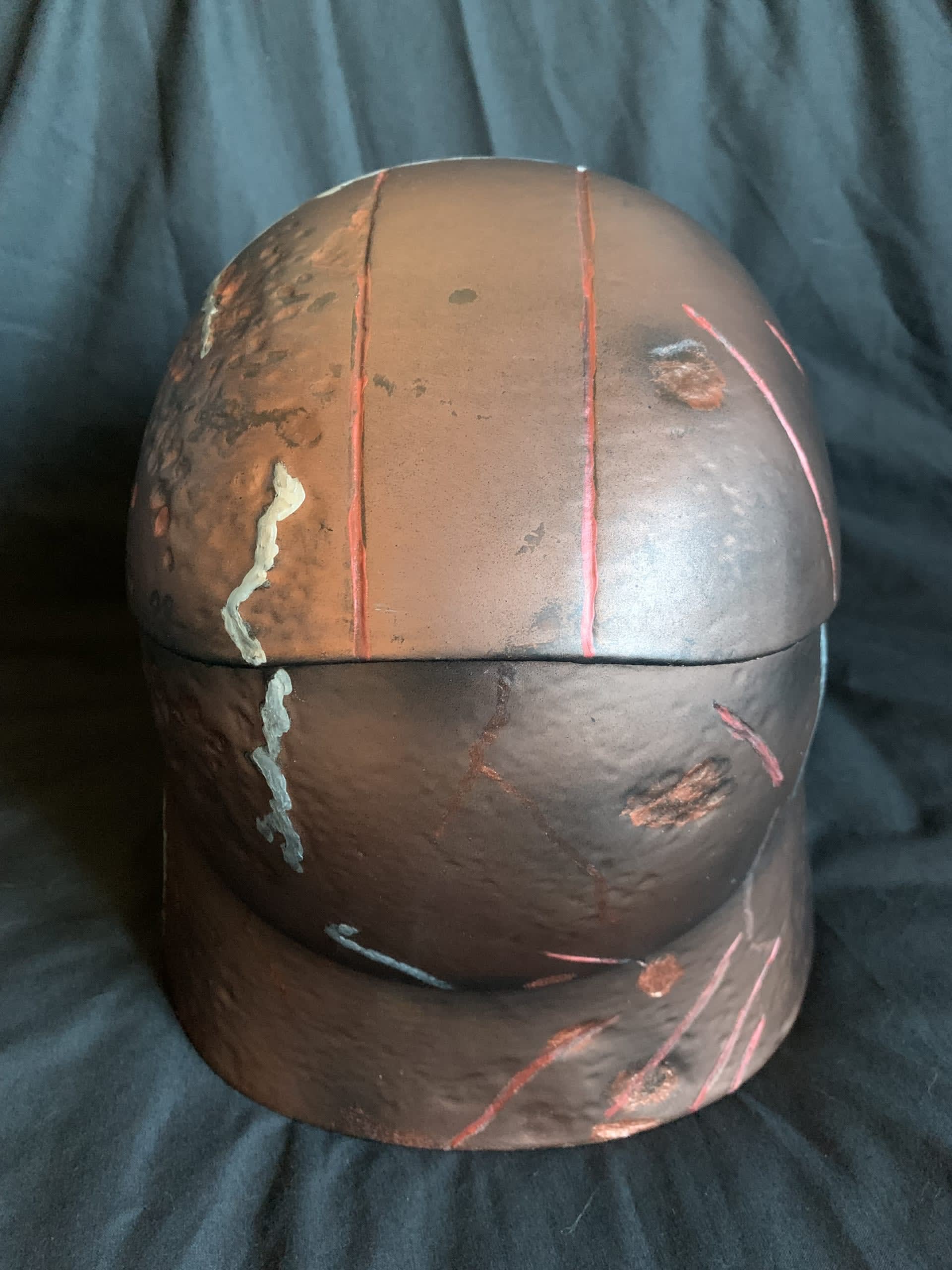 officinemadcosplay-qimir-the-stranger-magnets-helmet