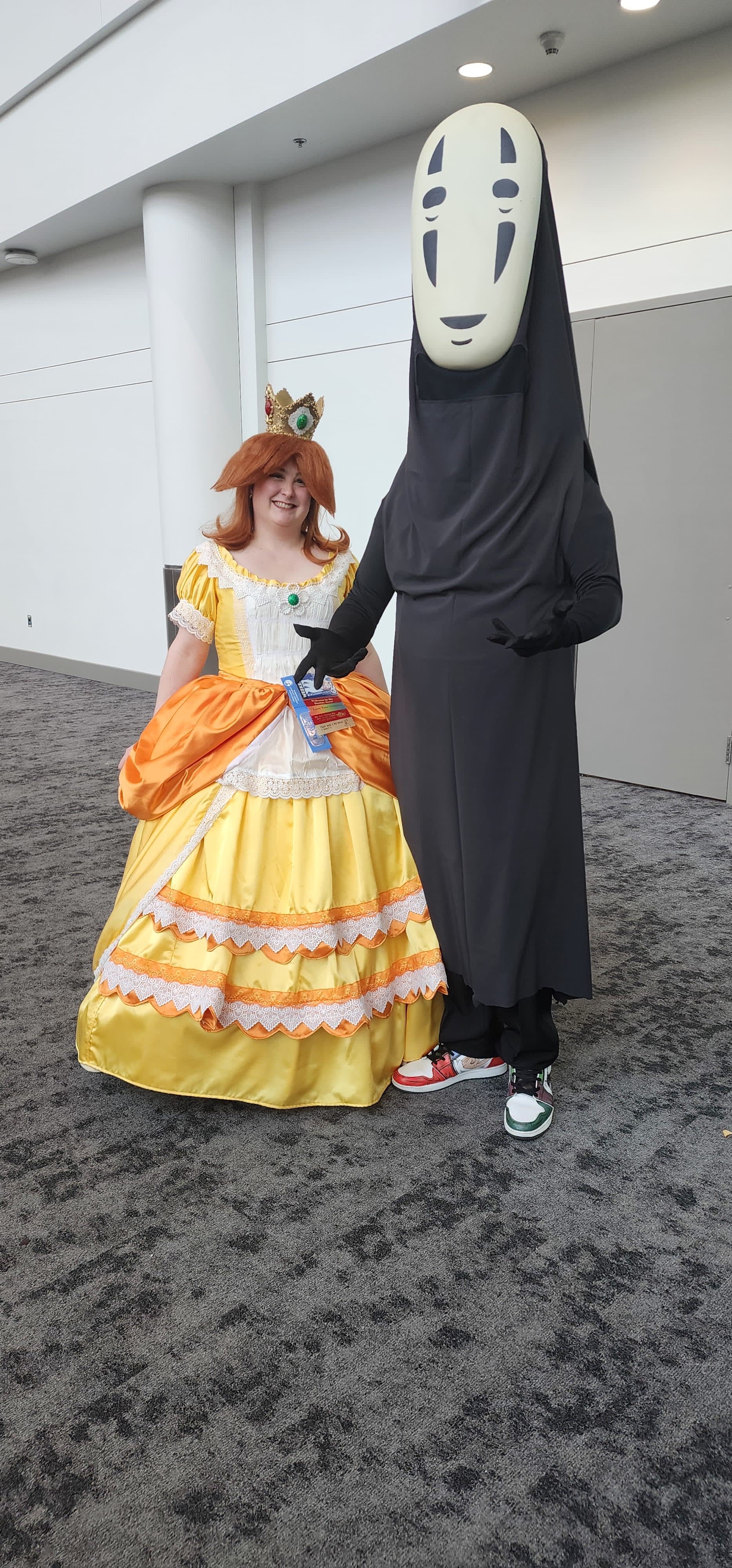 Princess Daisy cosplay