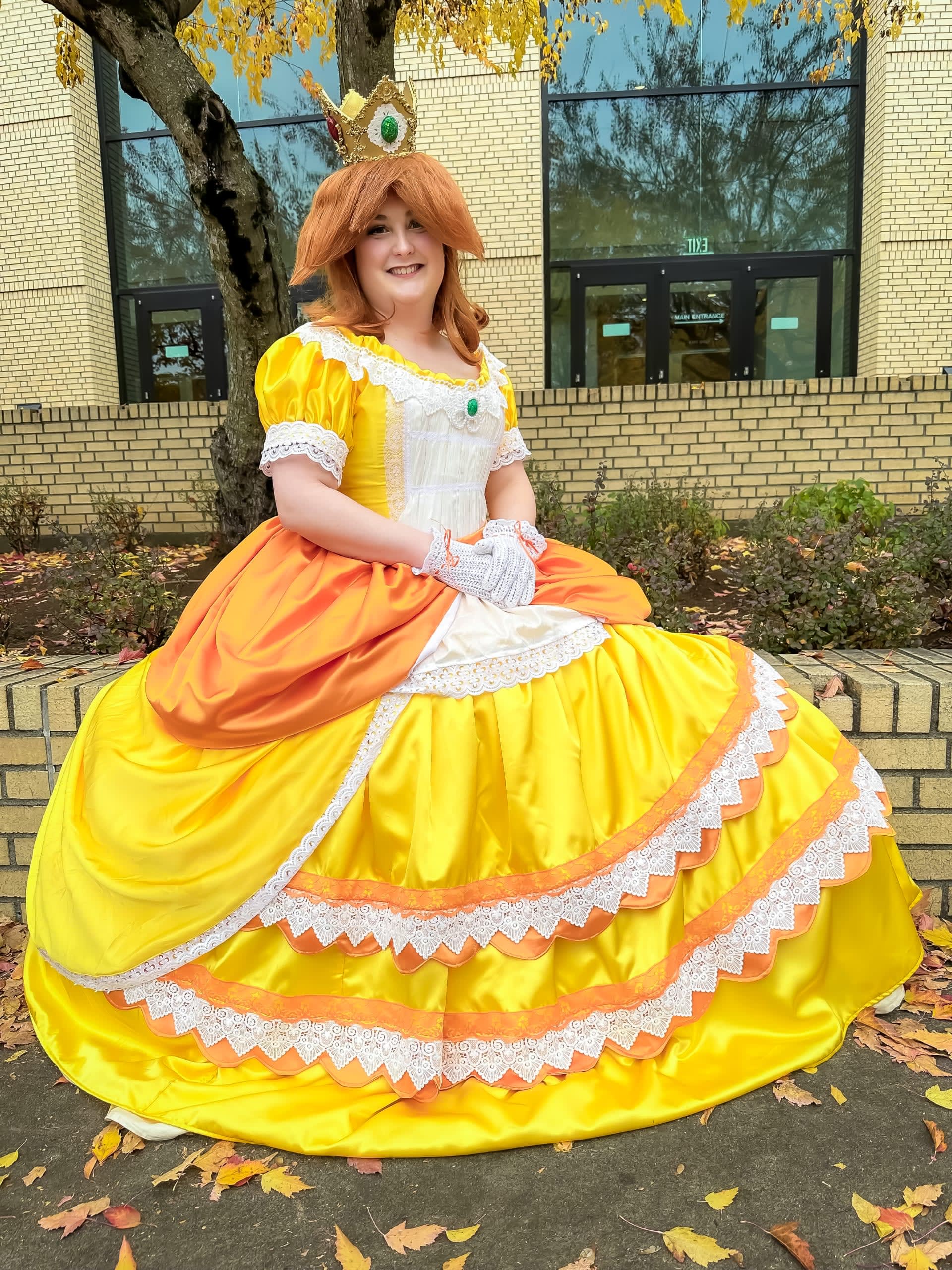 Princess Daisy cosplay