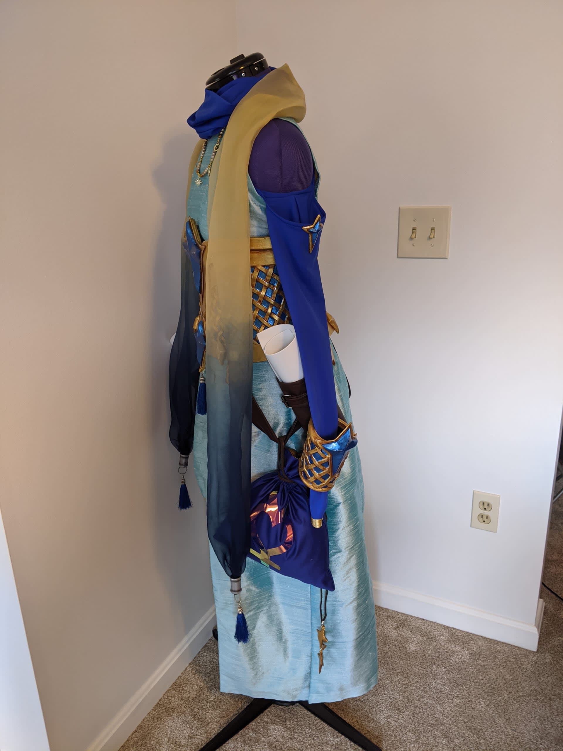 Witch Mercury cosplay