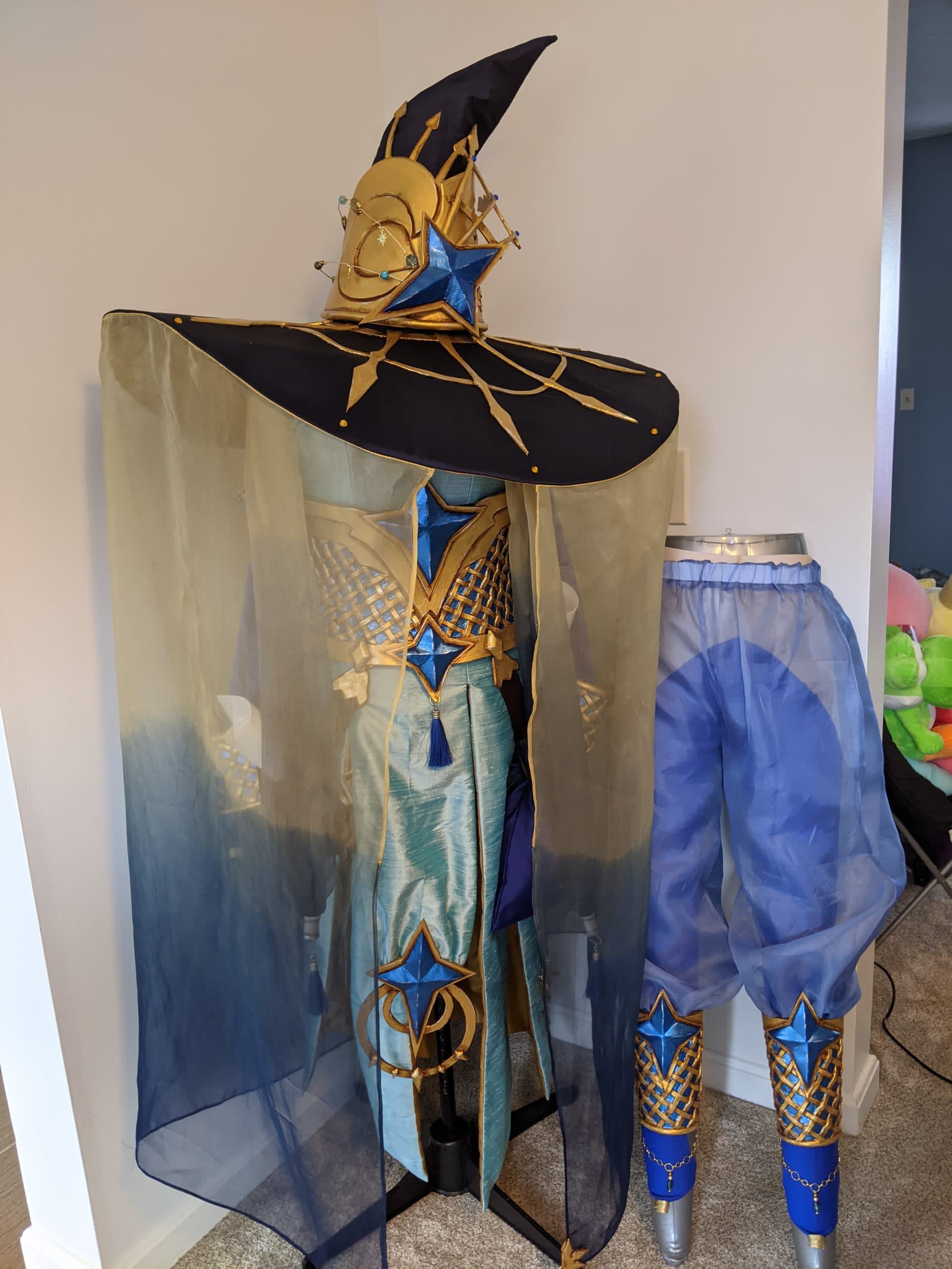 Witch Mercury cosplay