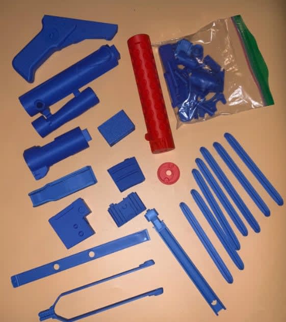 halscollectables-e-11-blaster-prop-model-kit