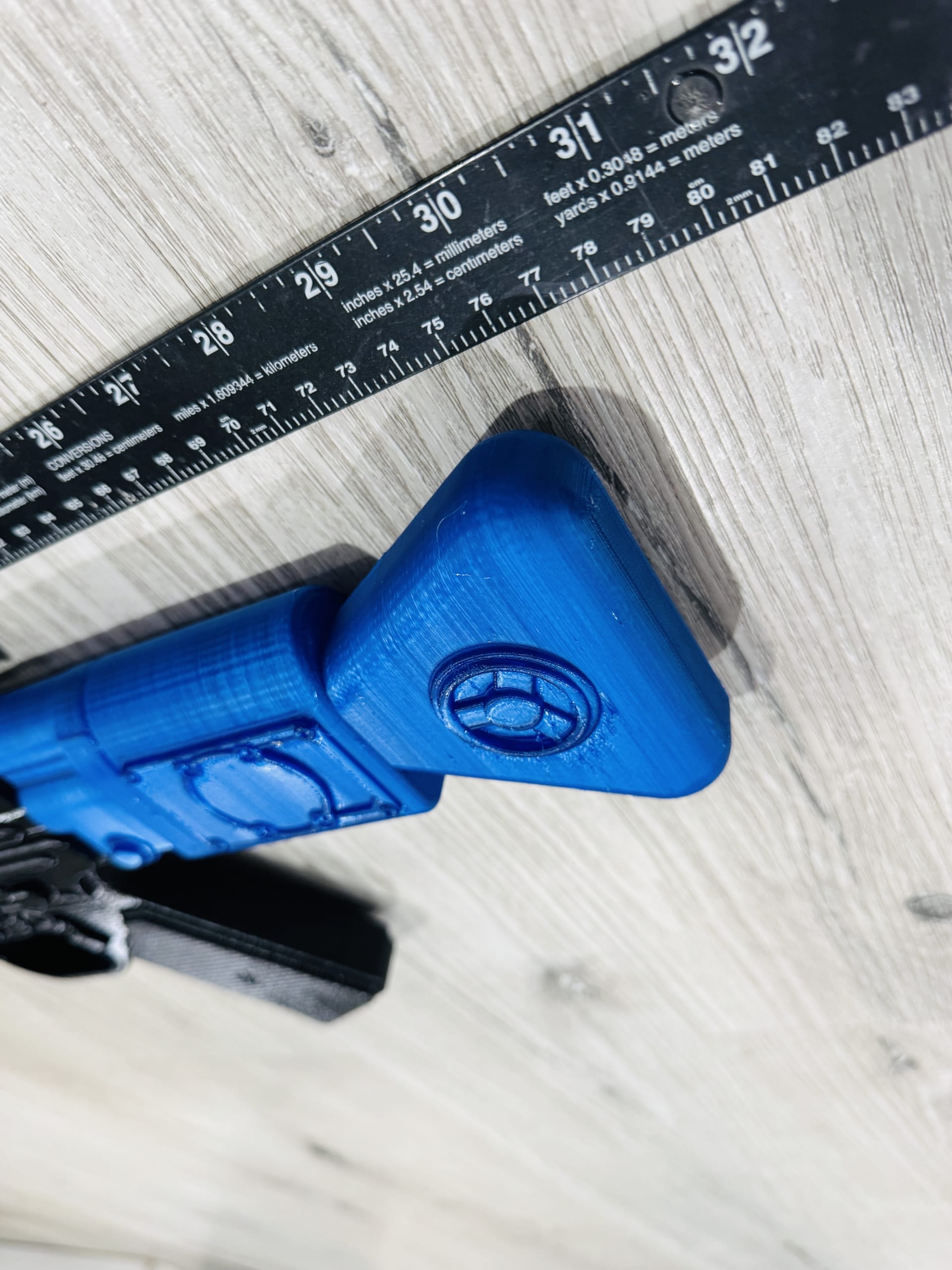 tdoutpost-dlt20---11-scale-prop