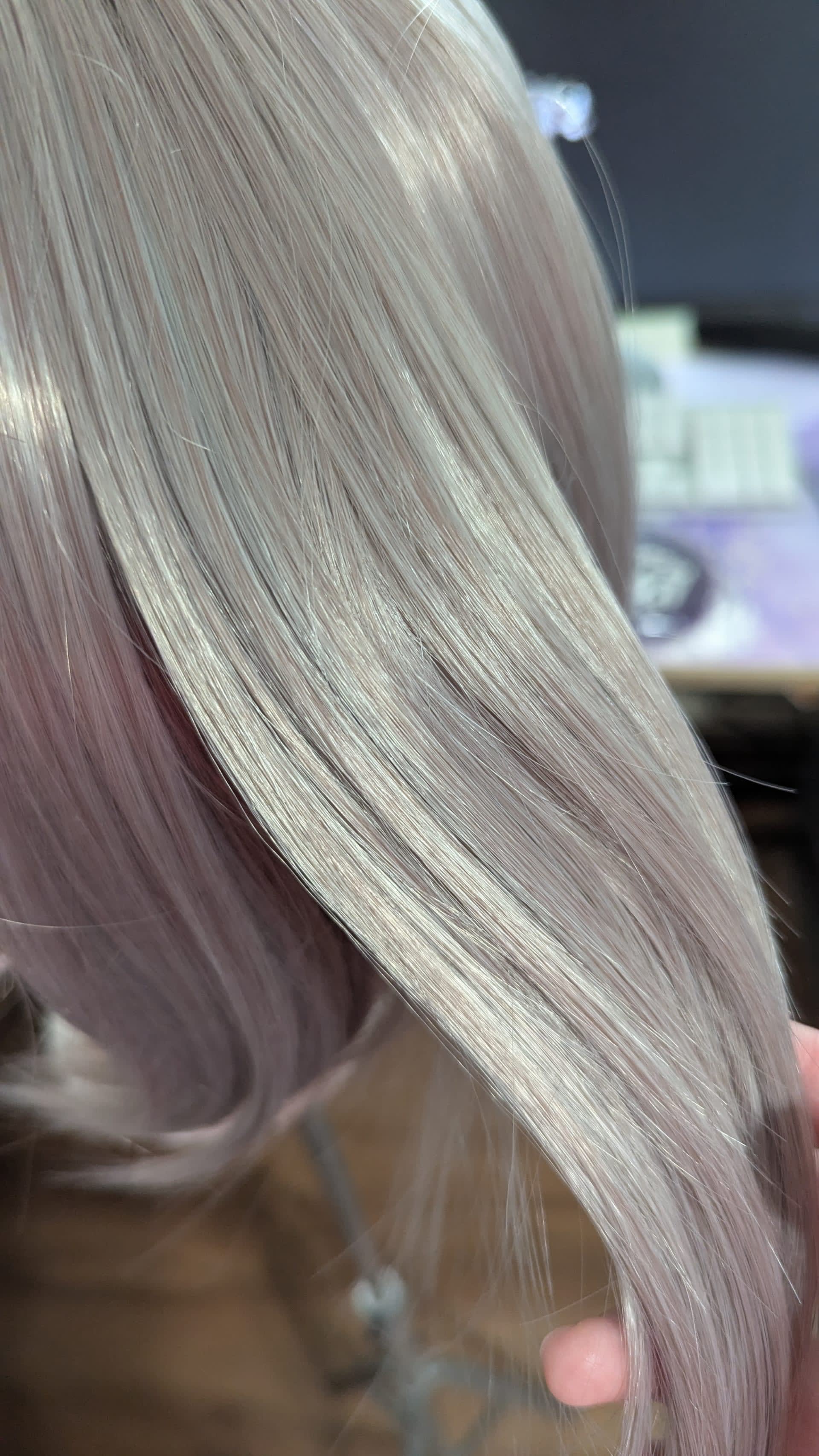 mooncarvr-gray-brown-purple-blend-bob