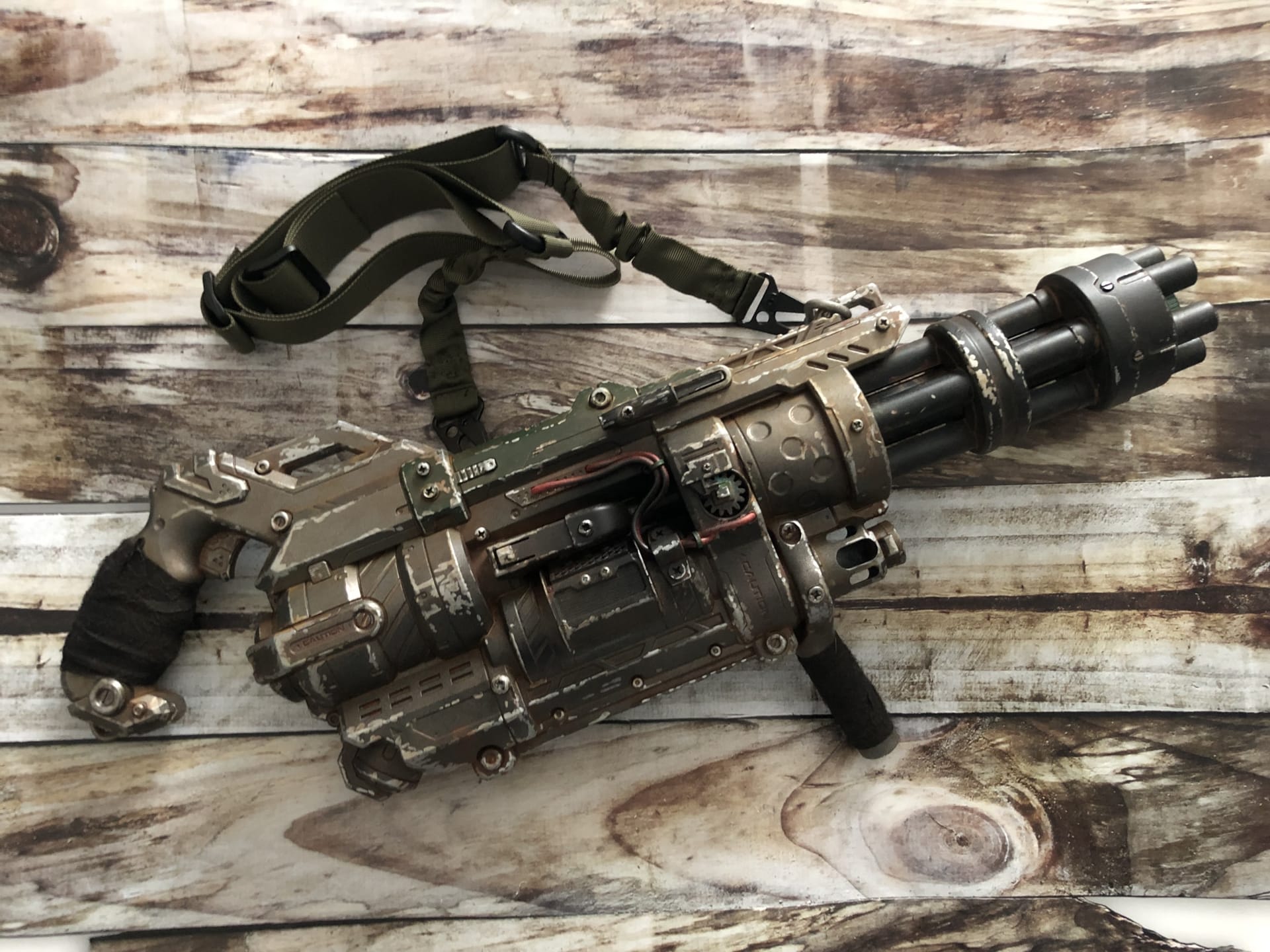 tradingpostapocalypse-plastic-fake-prop-for-cosplay-94f46569