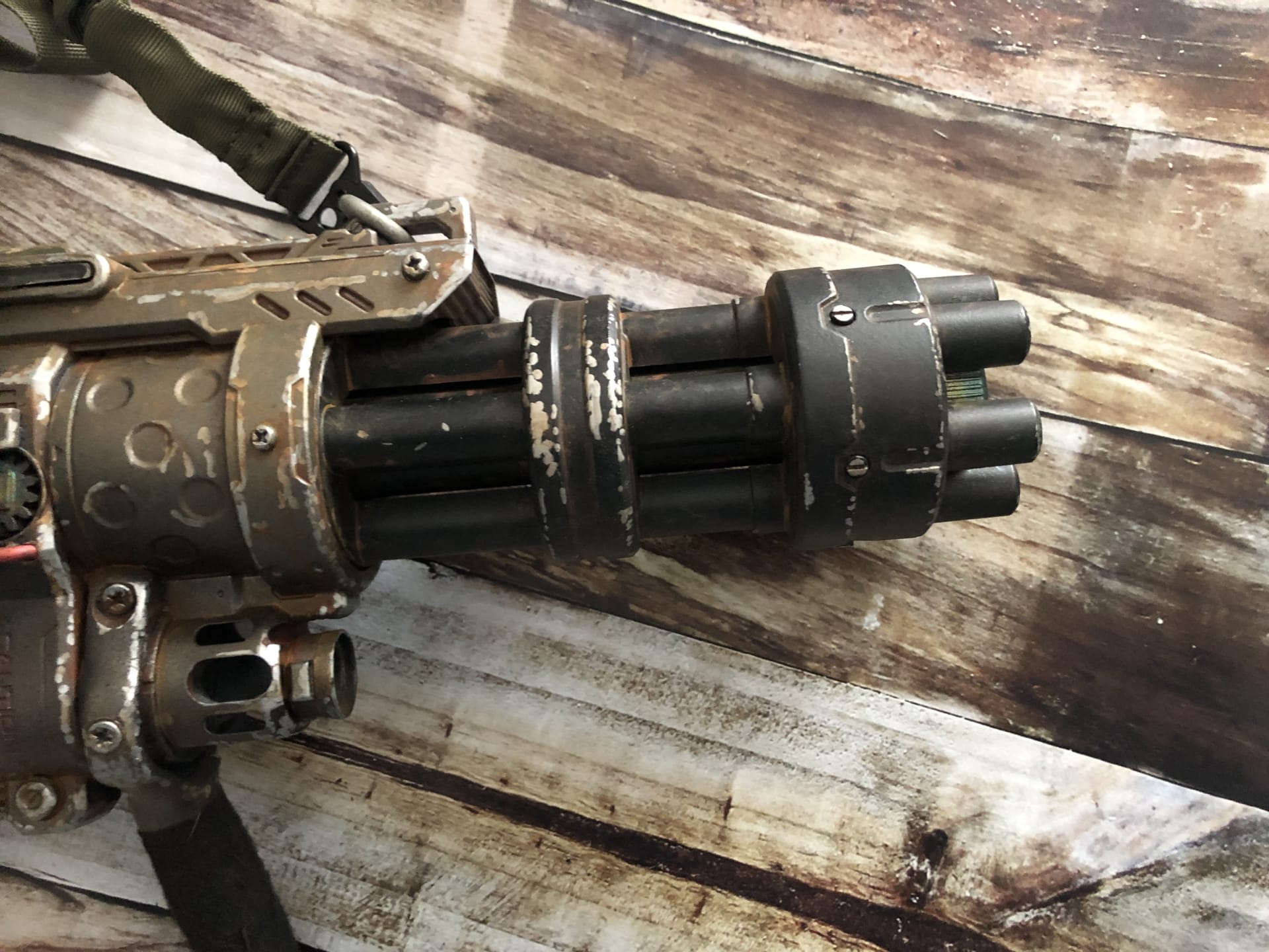 tradingpostapocalypse-plastic-fake-prop-for-cosplay-94f46569