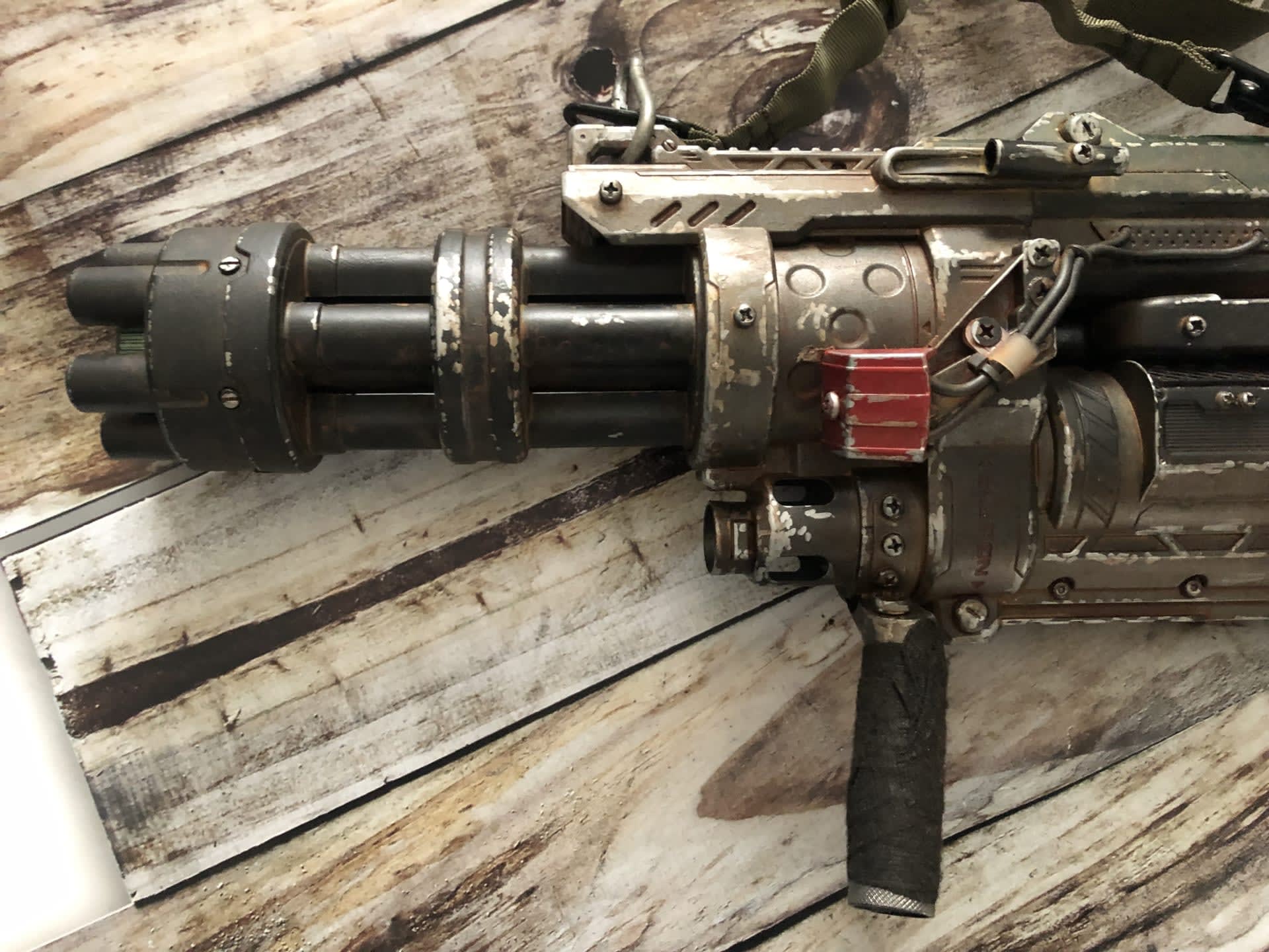 tradingpostapocalypse-plastic-fake-prop-for-cosplay-94f46569