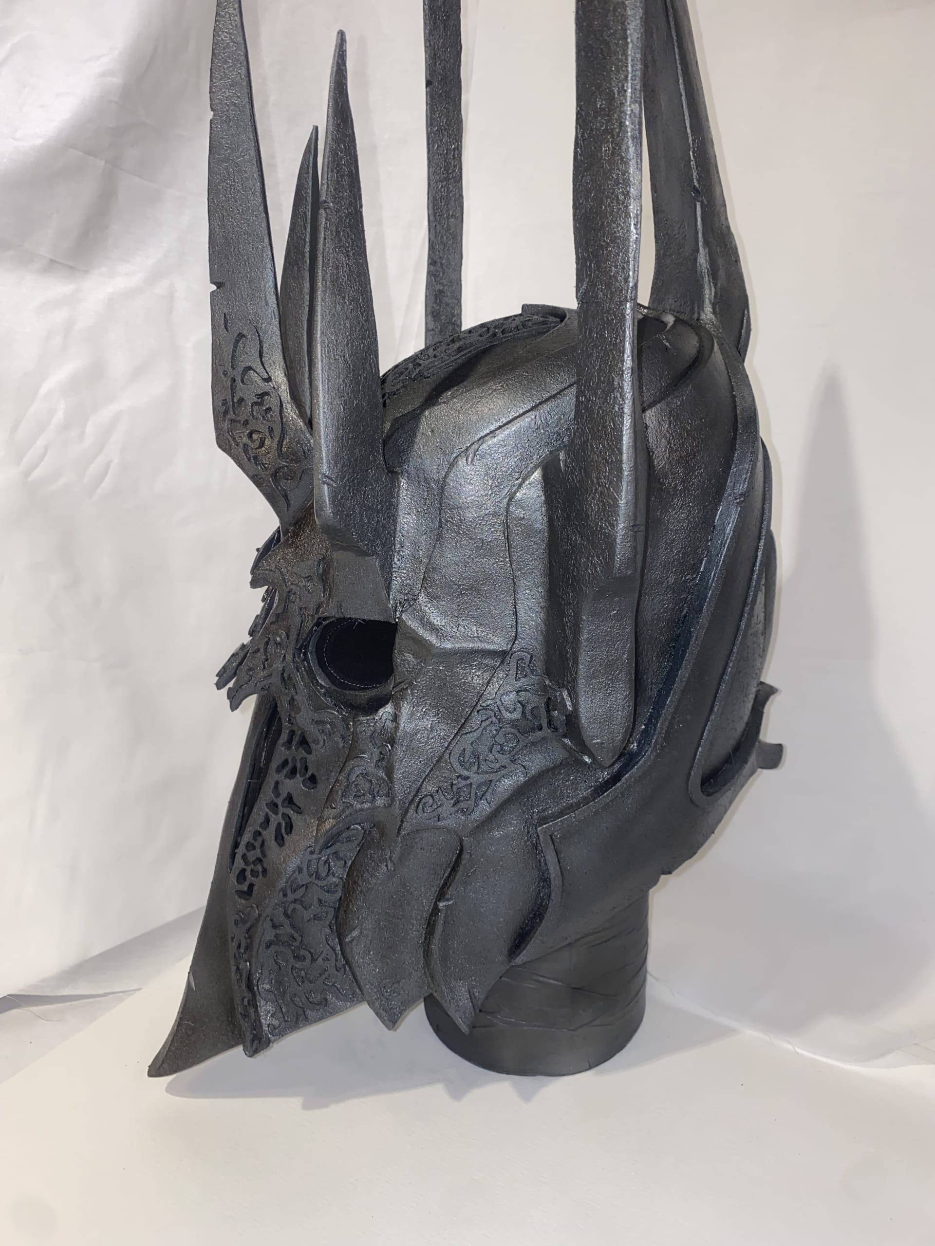 Sauron cosplay