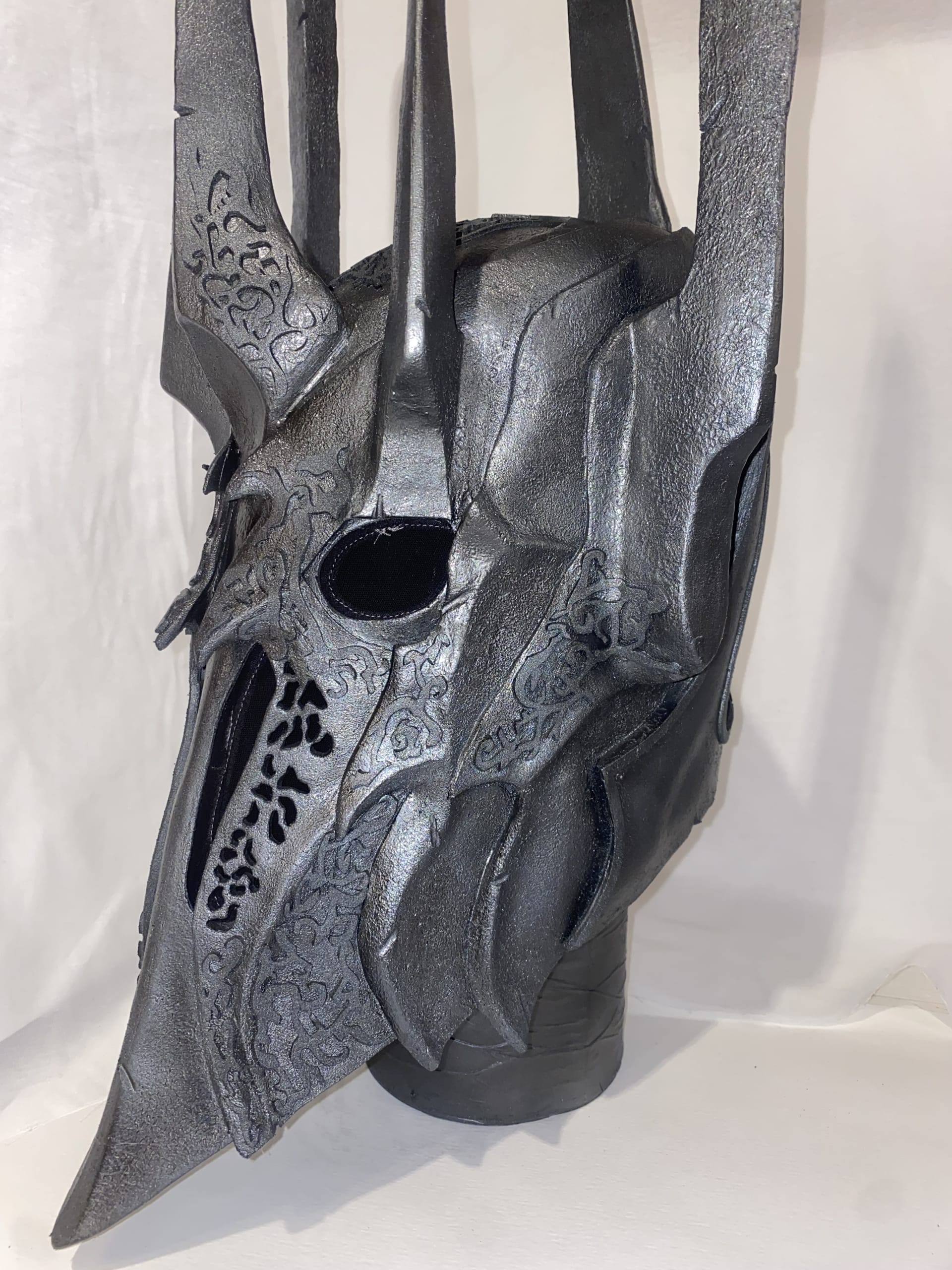 Sauron cosplay