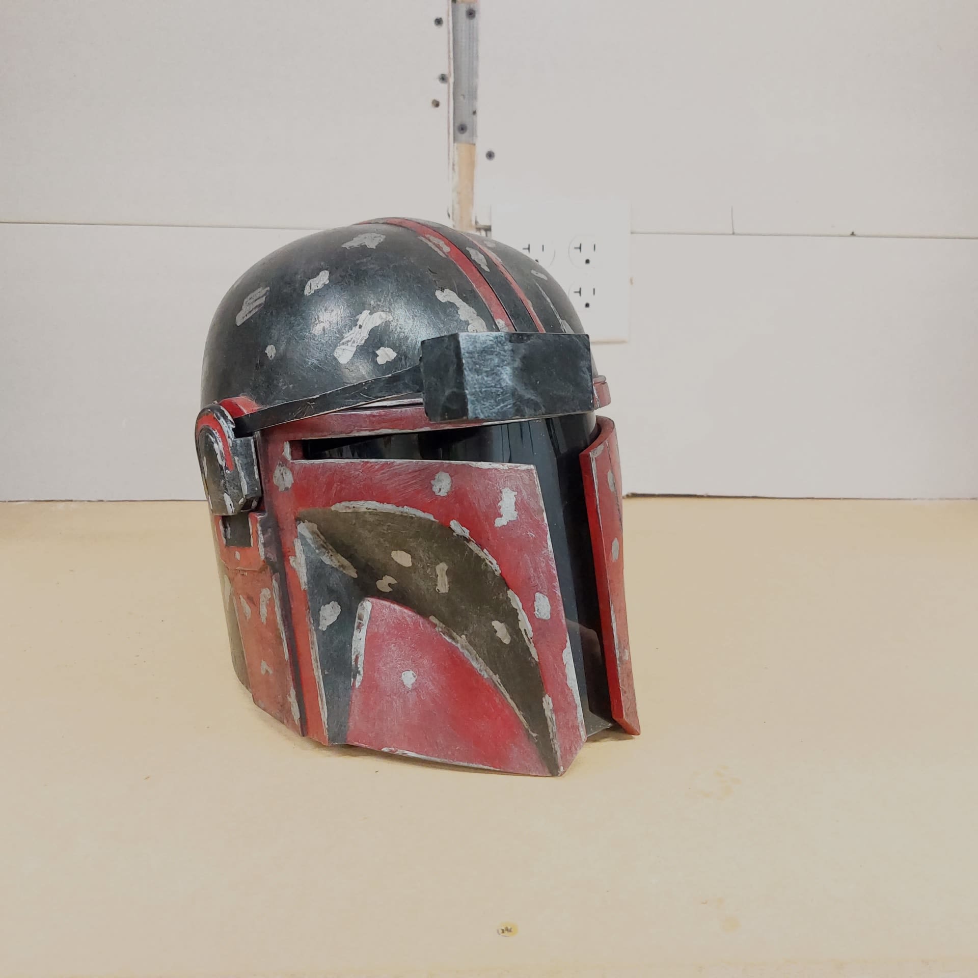 Mandalorian cosplay