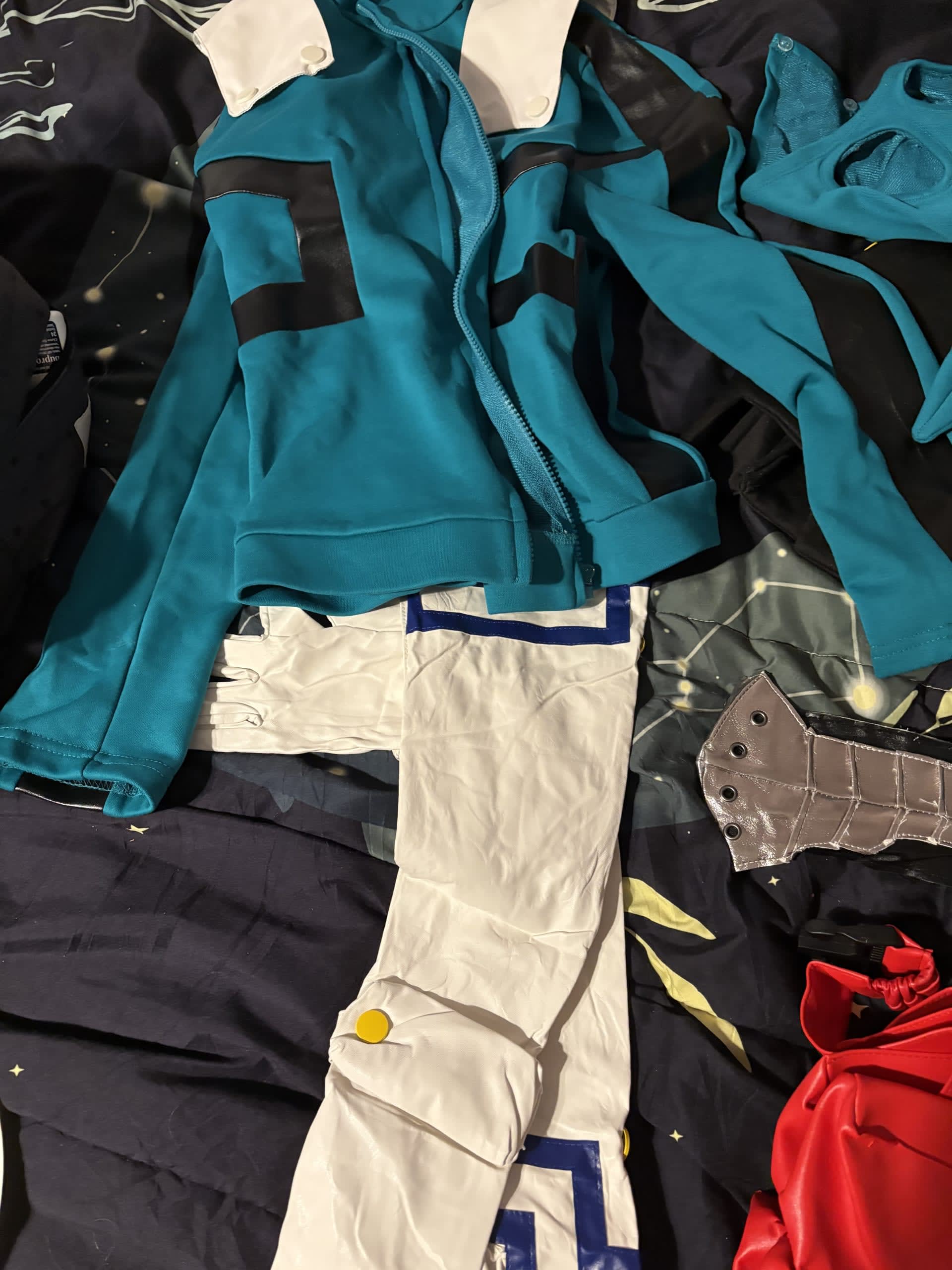 arienthehero-new-izuku-midoriya-costume-not