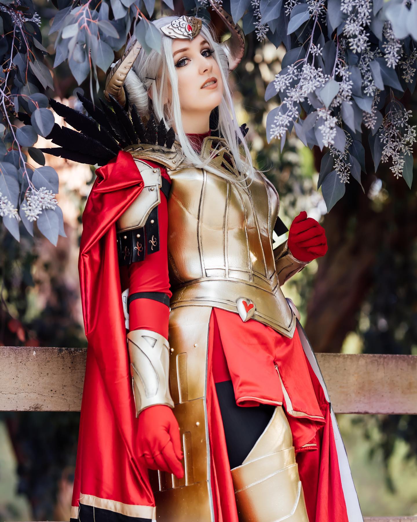 Anime Fire Emblem: Three Houses Edelgard Cosplay Costumes For Sale