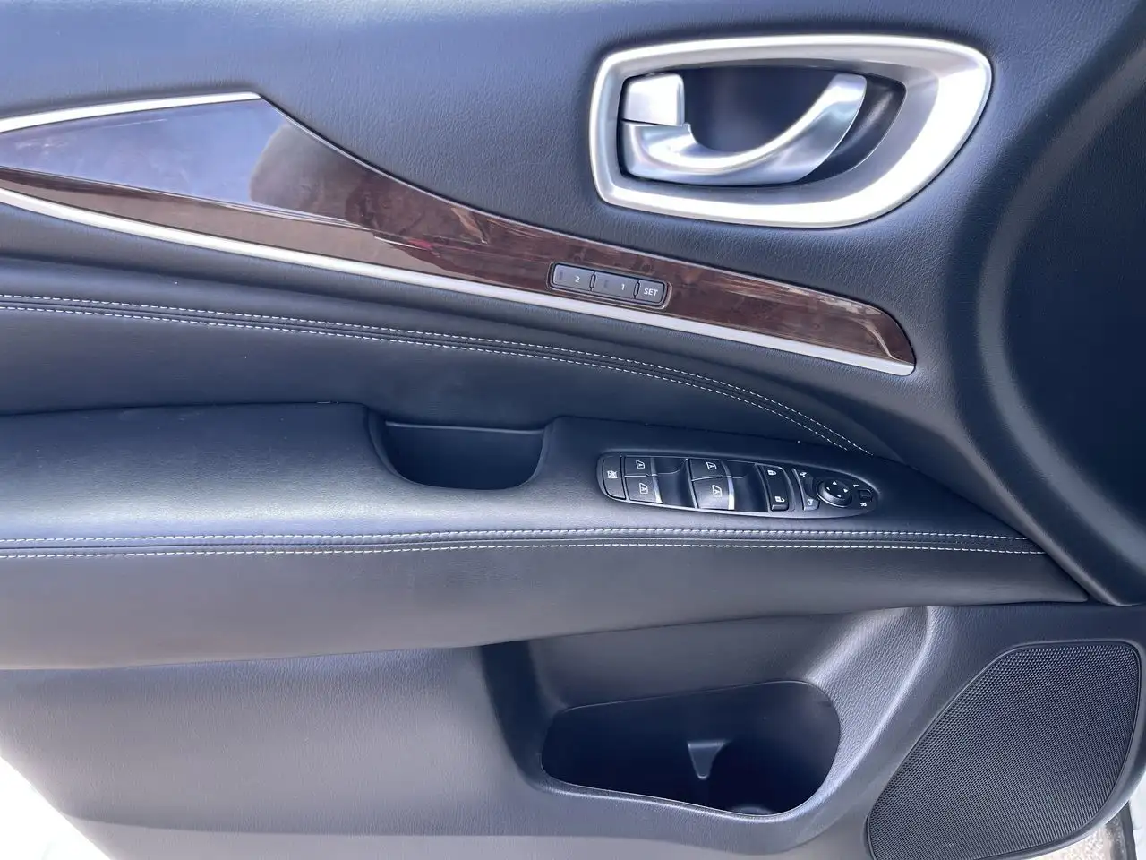 2017 INFINITI QX60