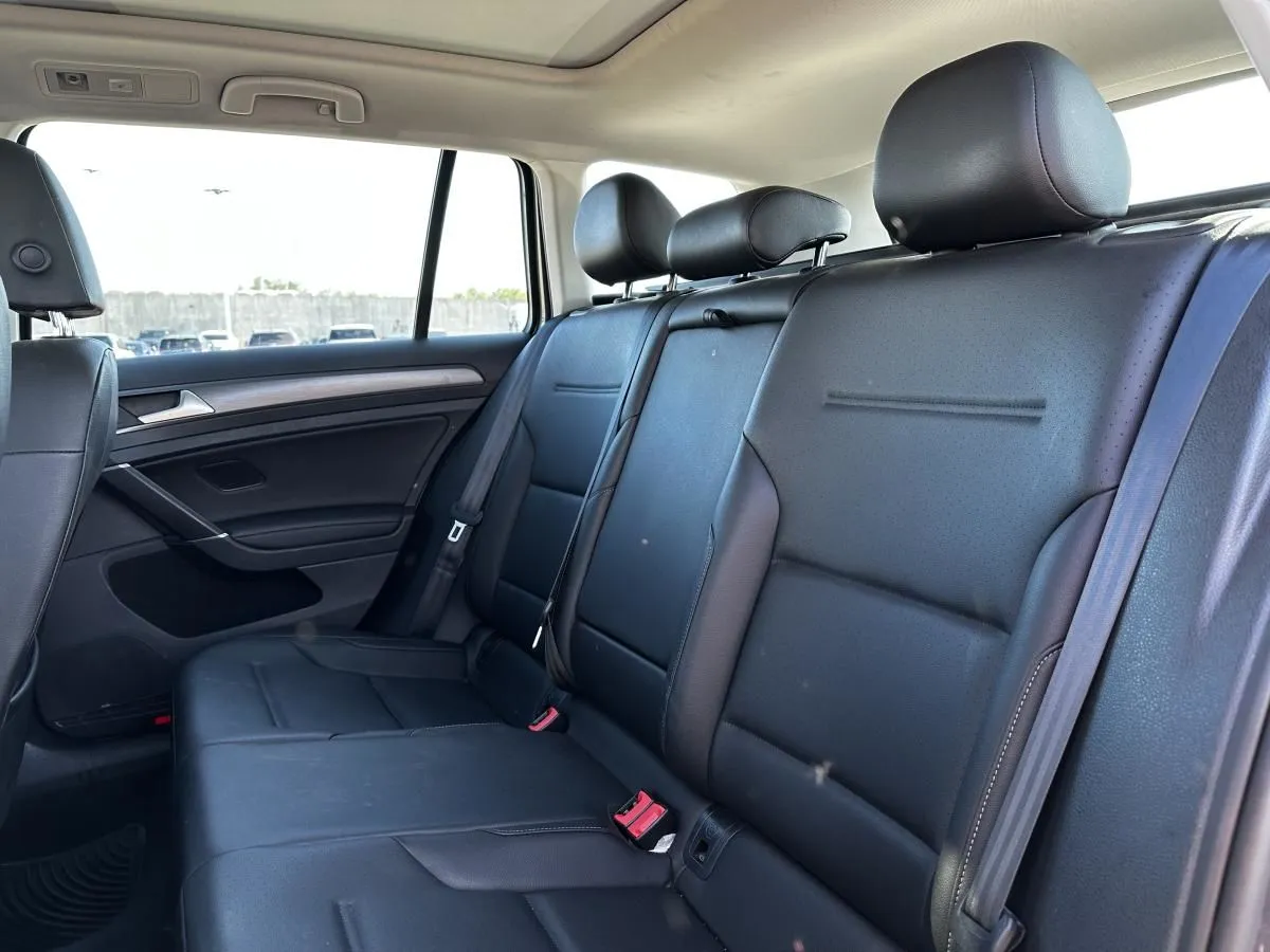 2018 Volkswagen Golf SportWagen