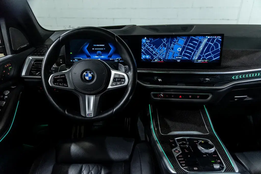 2023 BMW X7