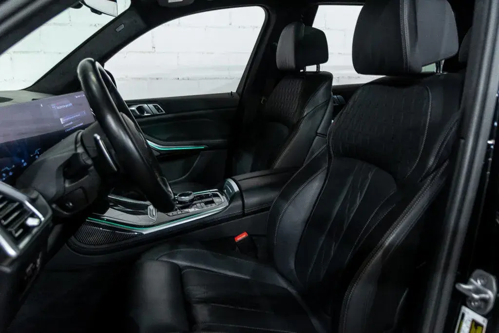 2023 BMW X7