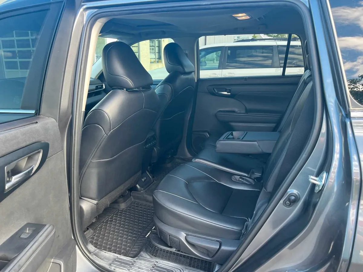 2023 Toyota Highlander Hybrid