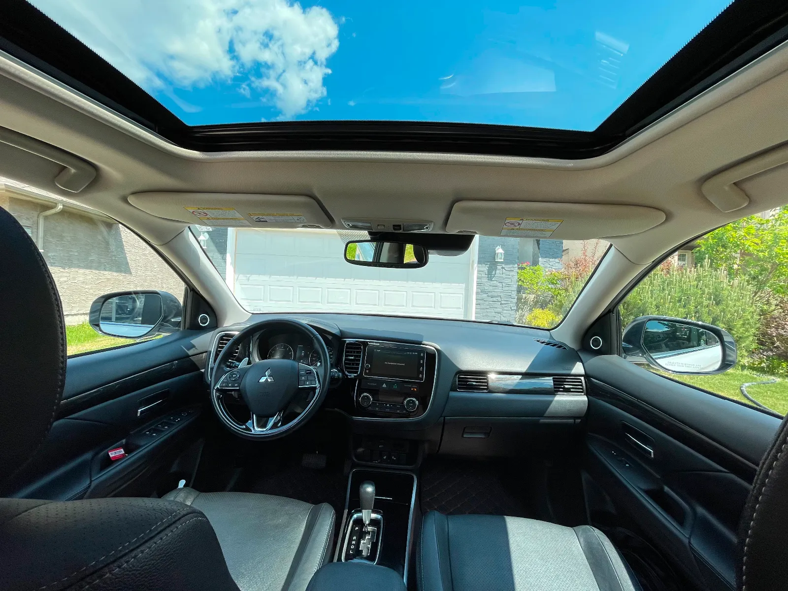 Mitsubishi Outlander wanted for a fleet project. Must be LHD, with functioning AC and no outstanding recalls. Export documents required. 2016–2021 models accepted.