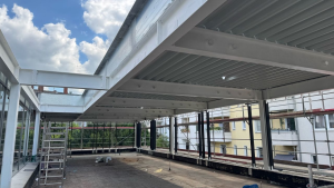 Stahlbau F30 Brandschutz Trapezblecheindeckung