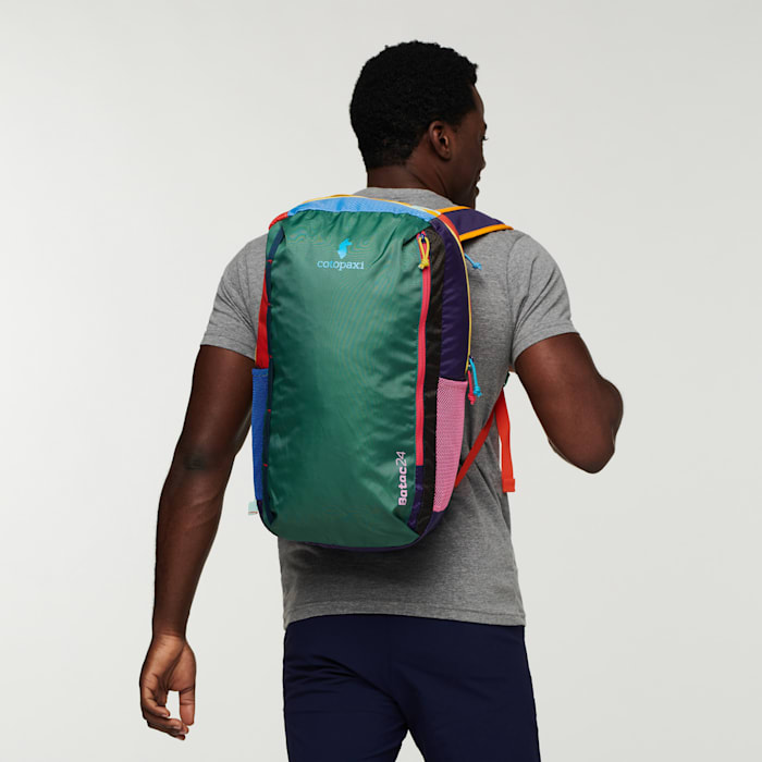 Batac 24L Backpack - Del Día – Cotopaxi Batac 24L Backpack - Del Día – Cotopaxi
