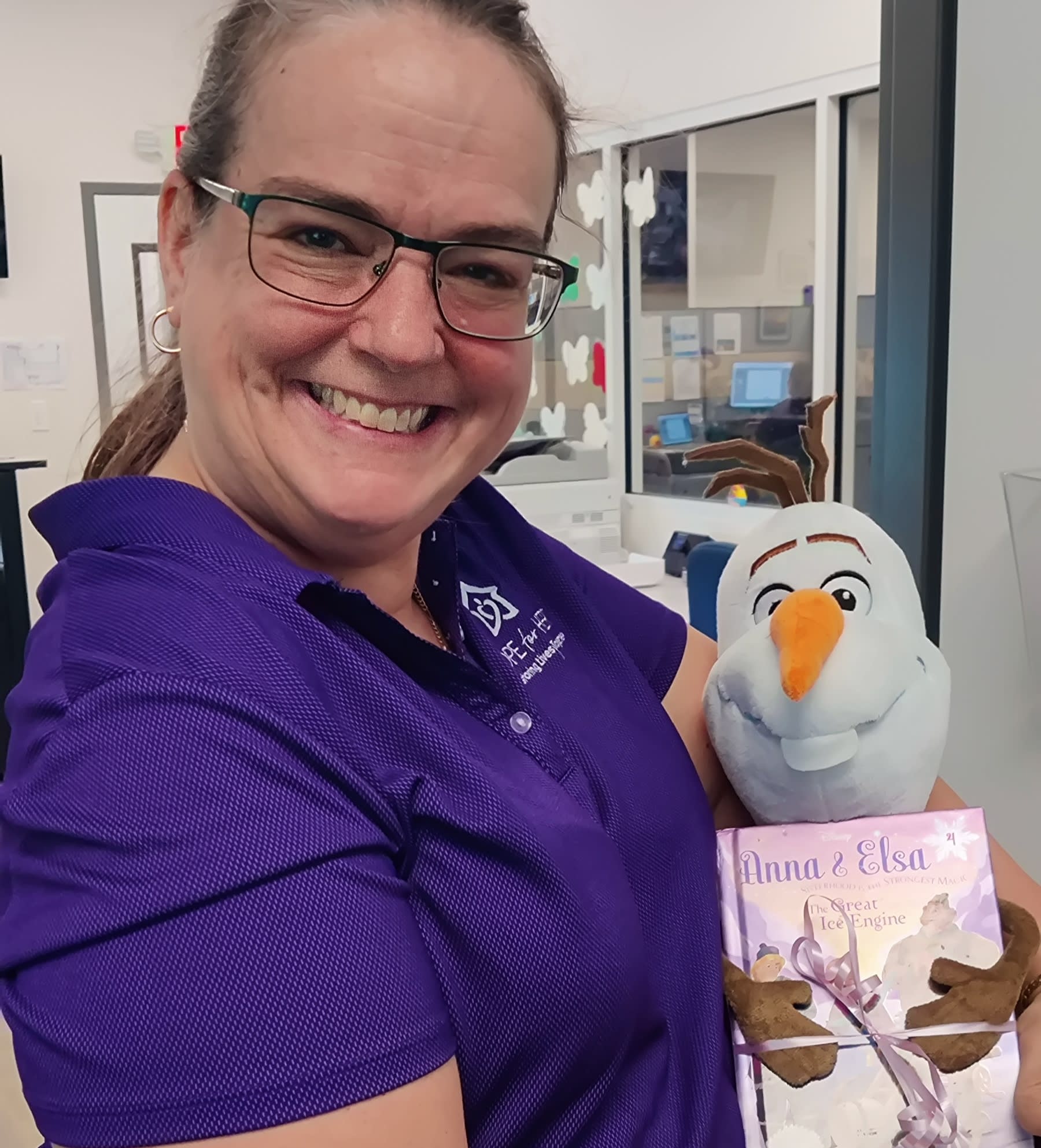 erin-is-a-passionate-volunteer-she-coordinates-donations-for-children